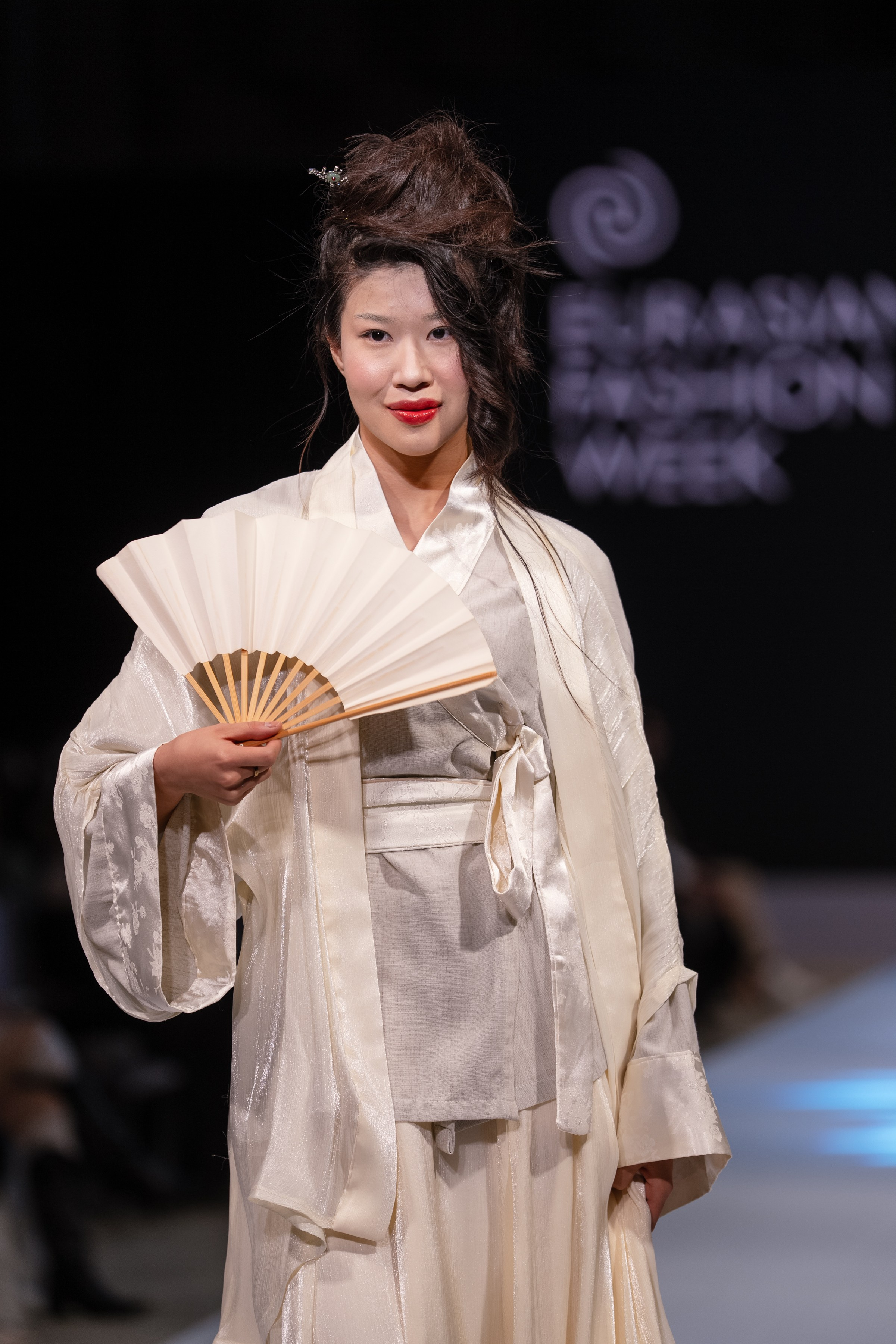 EURASIAN FASHION WEEK Eren. Сайт Алматинского НЮ АРТ, будуар и фэшн фотографа Дениса Карпенко