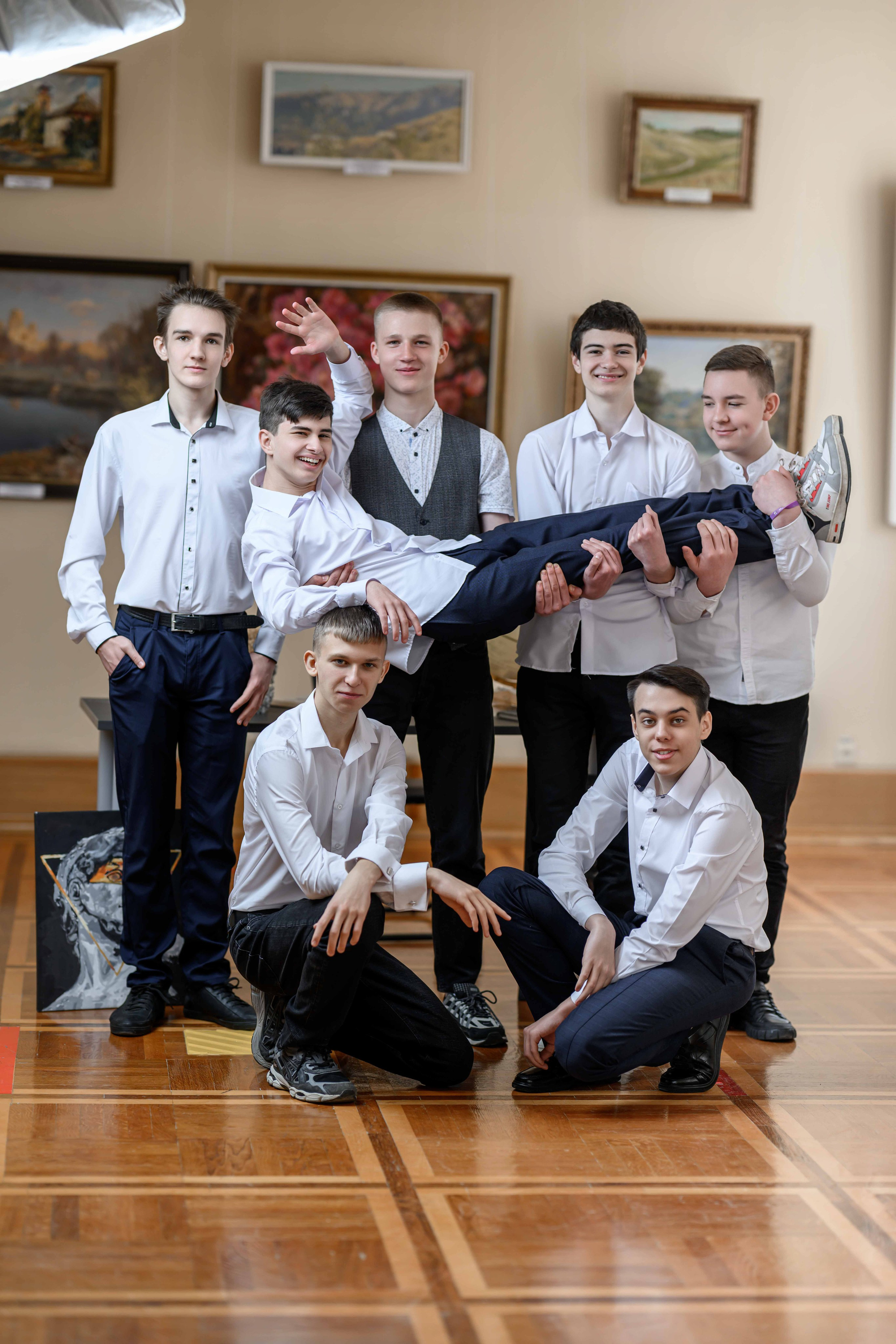 Съёмка в музеее. Свадебный фотограф Белгород Валуйки Старый Оскол Воронеж