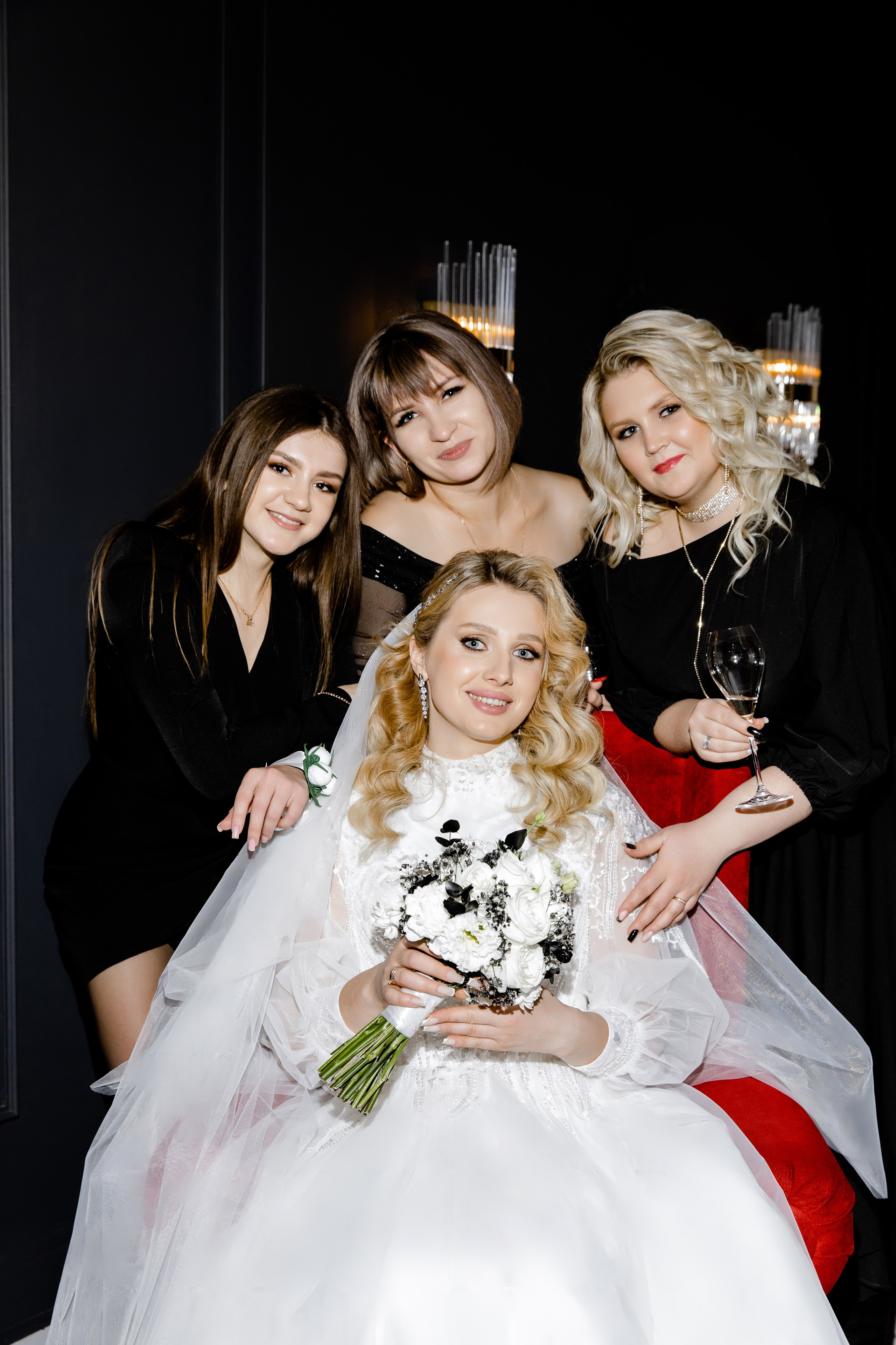 Свадебный день Артёма и Вики. Свадебный фотограф Анна Бабахина