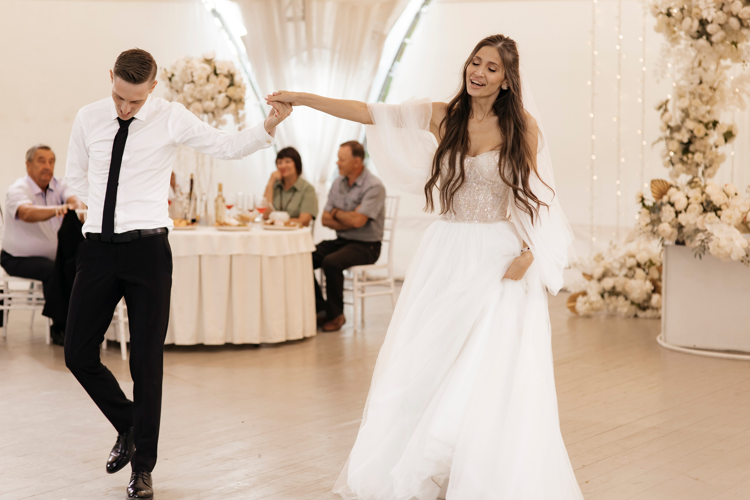 Фотосъемка полного свадебного дня с выездной регистрацией в Ижевске. Свадебный и портретный фотограф в Ижевске и Санкт-Петербурге Саша Брокколи