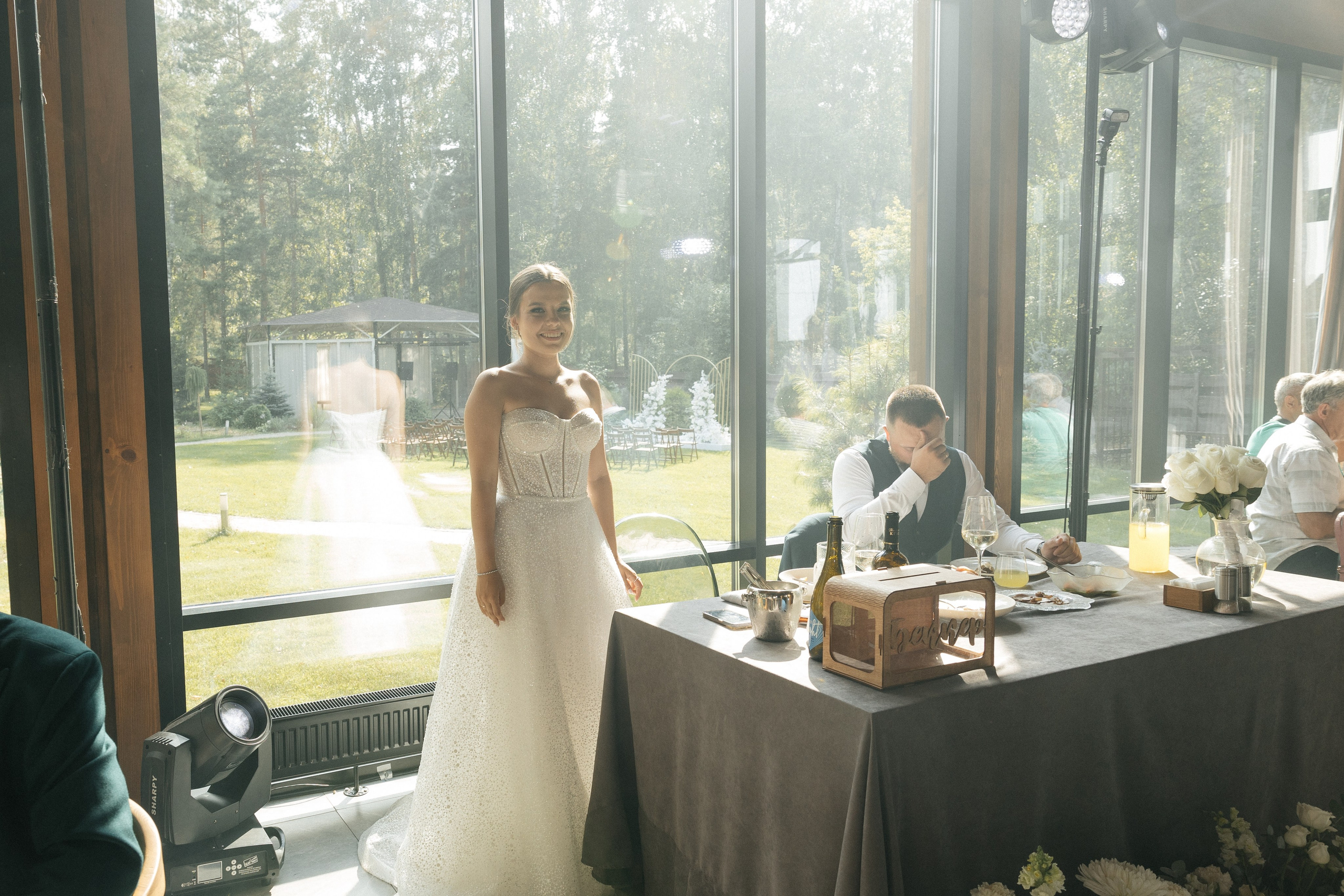 Свадебная история. Лесной Виладж. Свадебный и семейный фотограф Рассказова Виктория