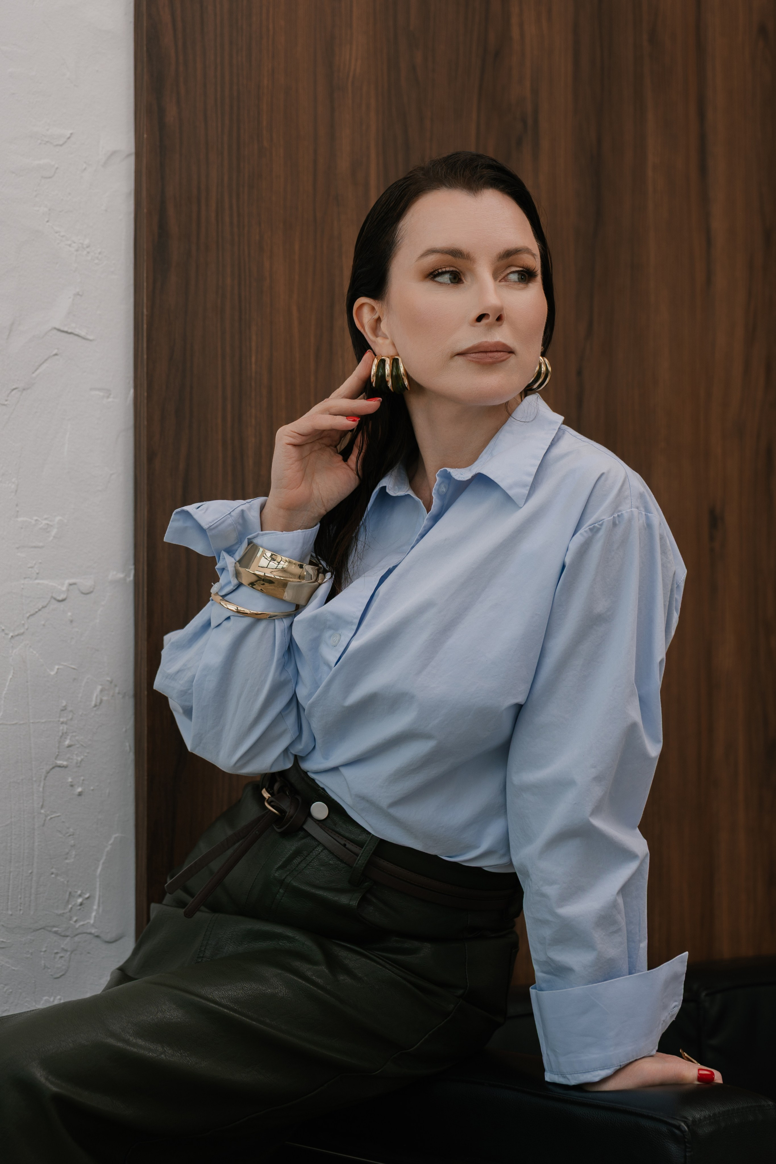 Ты в студии. Вита Овчинникова. Фотограф в Новосибирске. Снимаю женские портреты, контент для блогеров и брендов