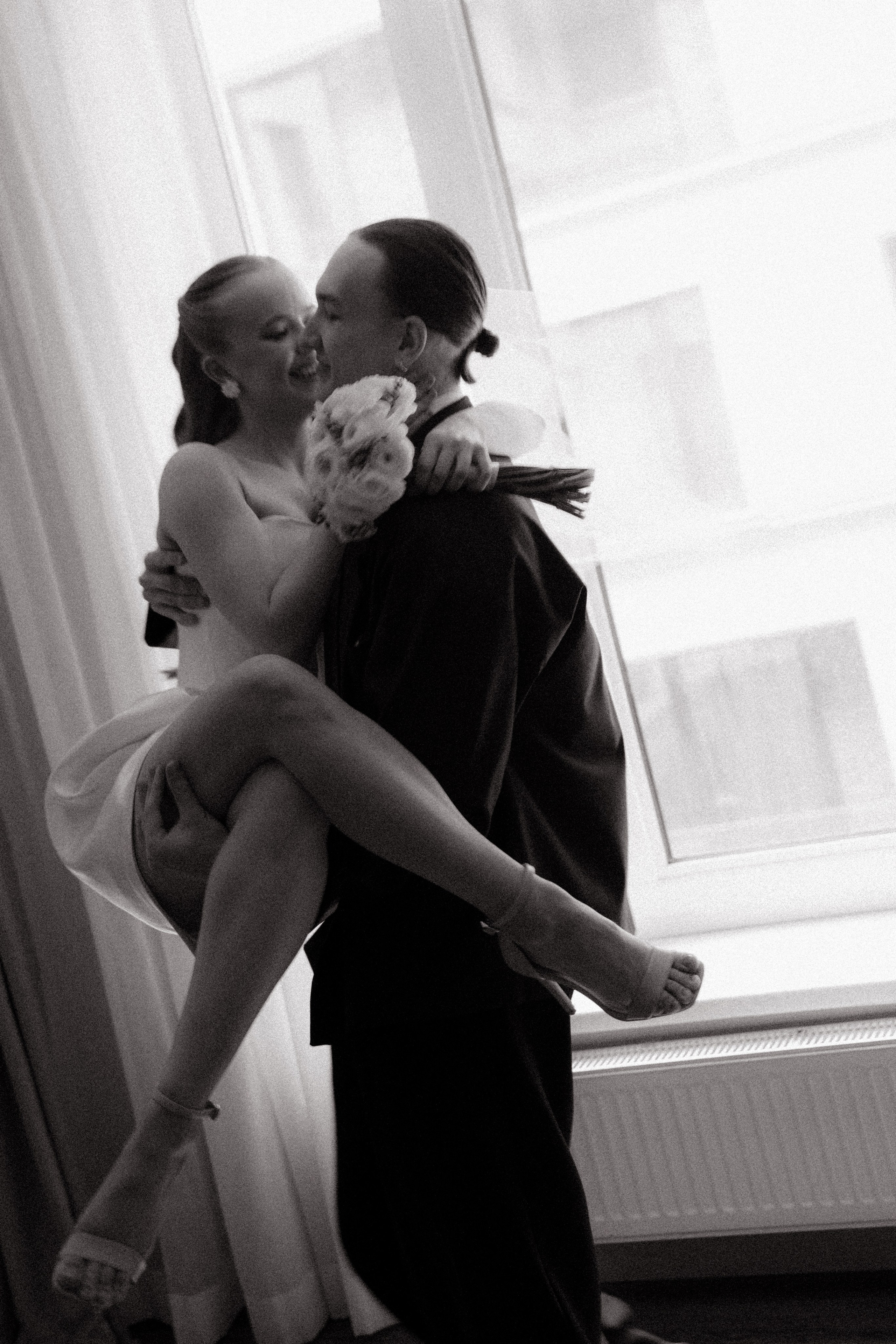 Я буду руками любящими, руками обнявшими, руками тебя не предавшими. Рыкова Светлана | фотограф и мобильный видеограф | Брянск Москва Спб