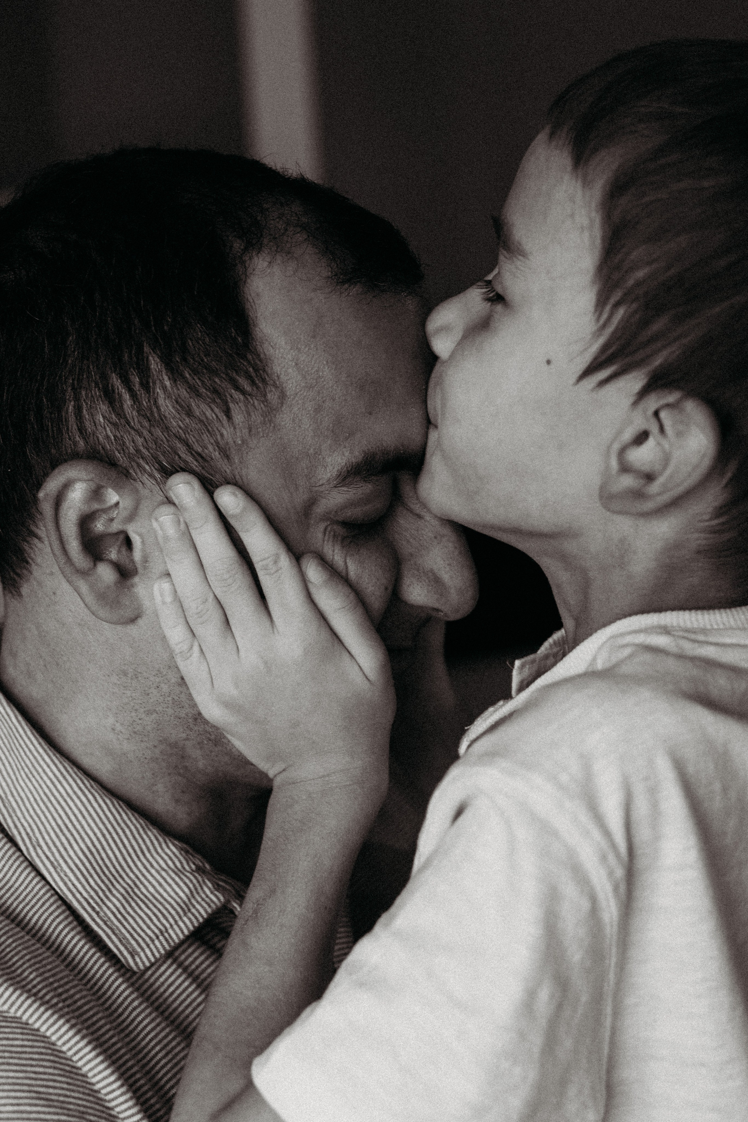 Дома. Выпускные альбомы Саратов Энгельс фотограф Титова Ирина