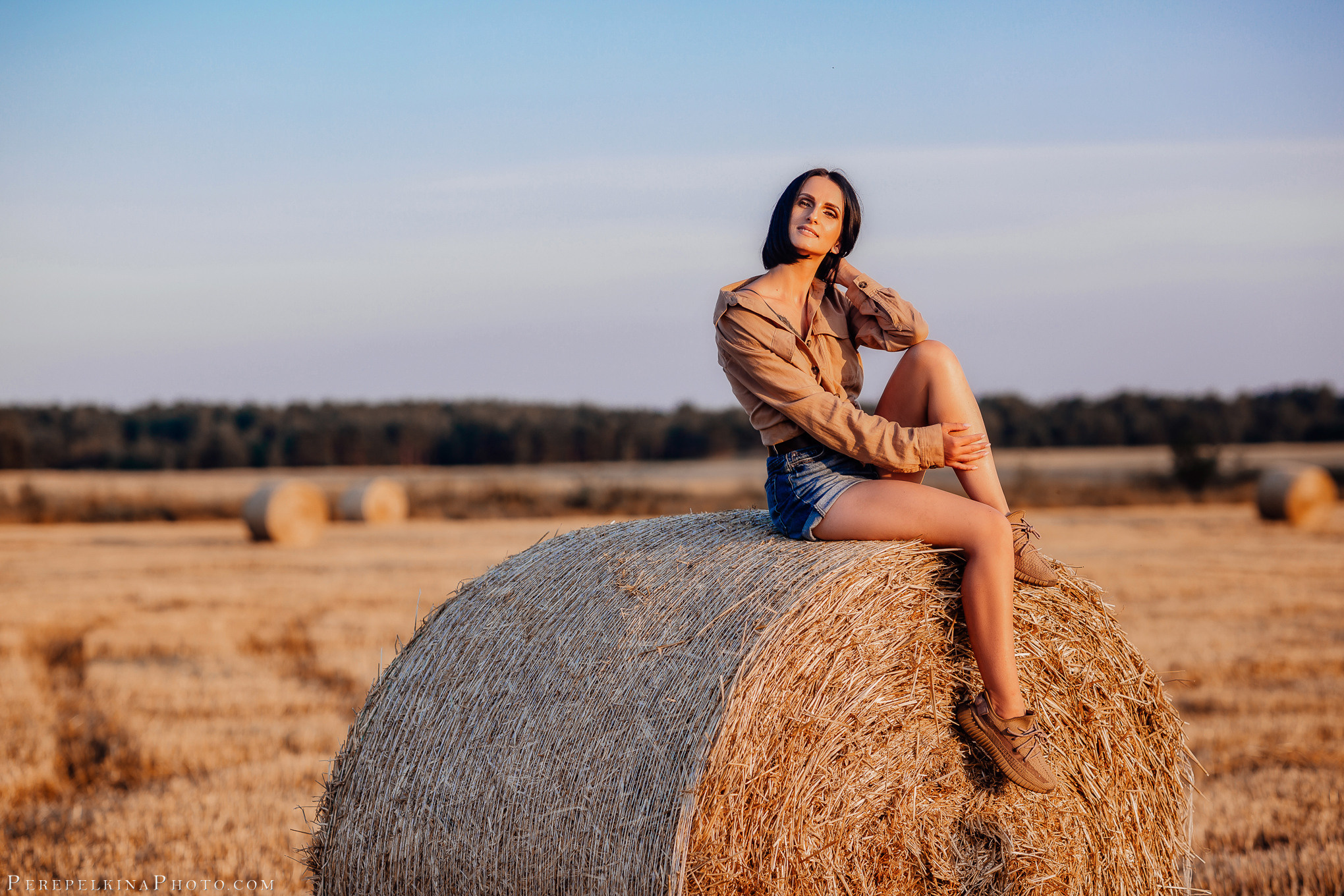 Снопы в полях АВГУСТ. Семейный и детский фотограф |Брянск| Анастасия Перепелкина