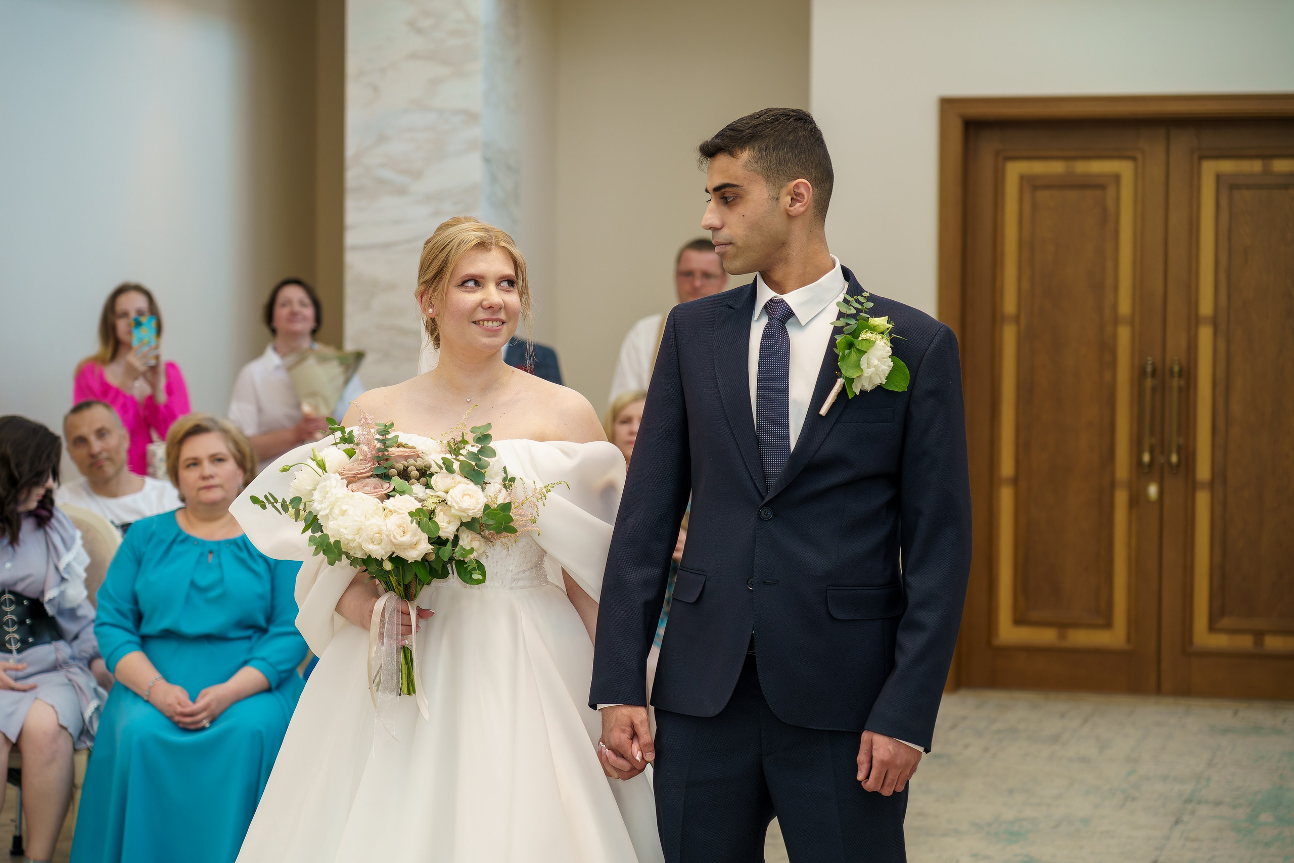 Альбом свадебная фотосъёмка, венчание, утро невесты, роспись, банкет. «Студия DRONAVT`s» — видеосъёмка и фотография г. Москва