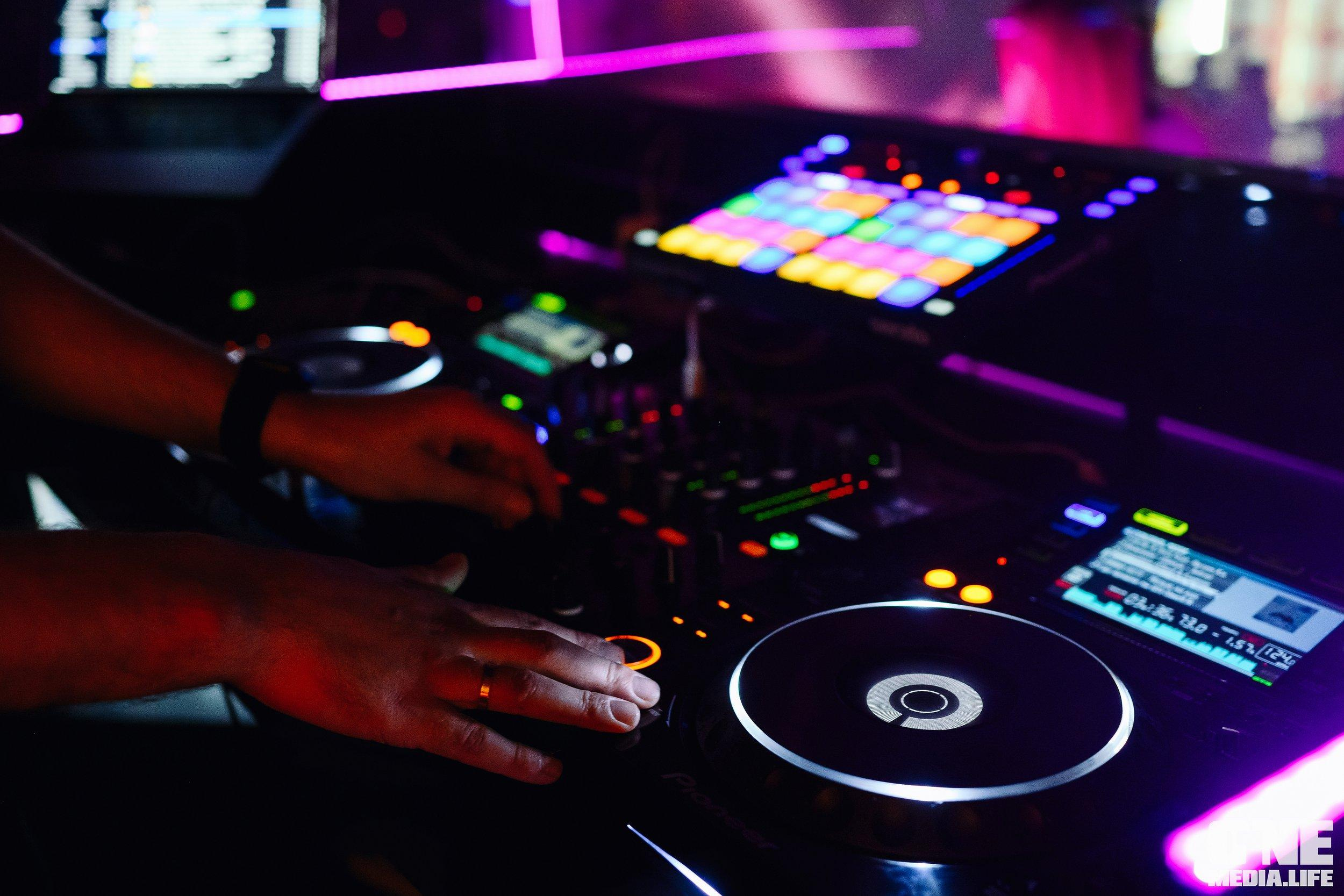 Репортаж из экстрим бара XxxX. One Media Life: фоторепортажи, фотоотчеты с мероприятий и заведений