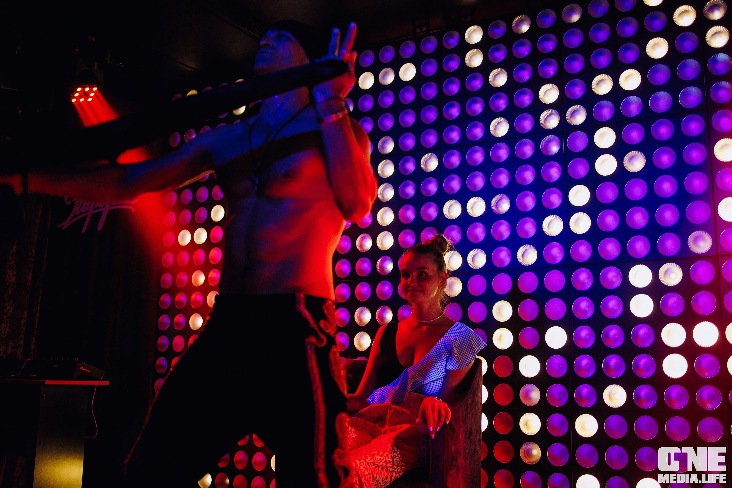 Репортаж из караоке-клуба Эйфория. One Media Life: фоторепортажи, фотоотчеты с мероприятий и заведений