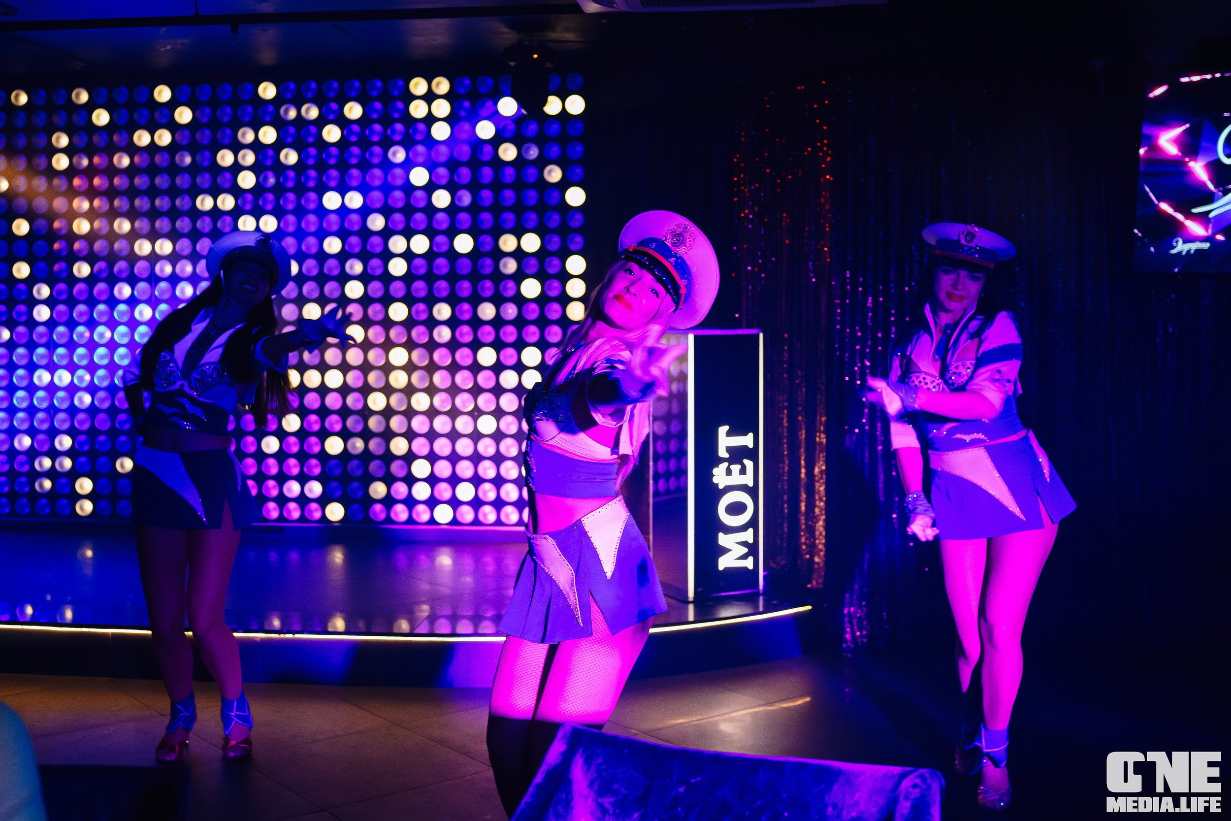 Фоторепортаж из караоке-клуба Эйфория. One Media Life: фоторепортажи, фотоотчеты с мероприятий и заведений