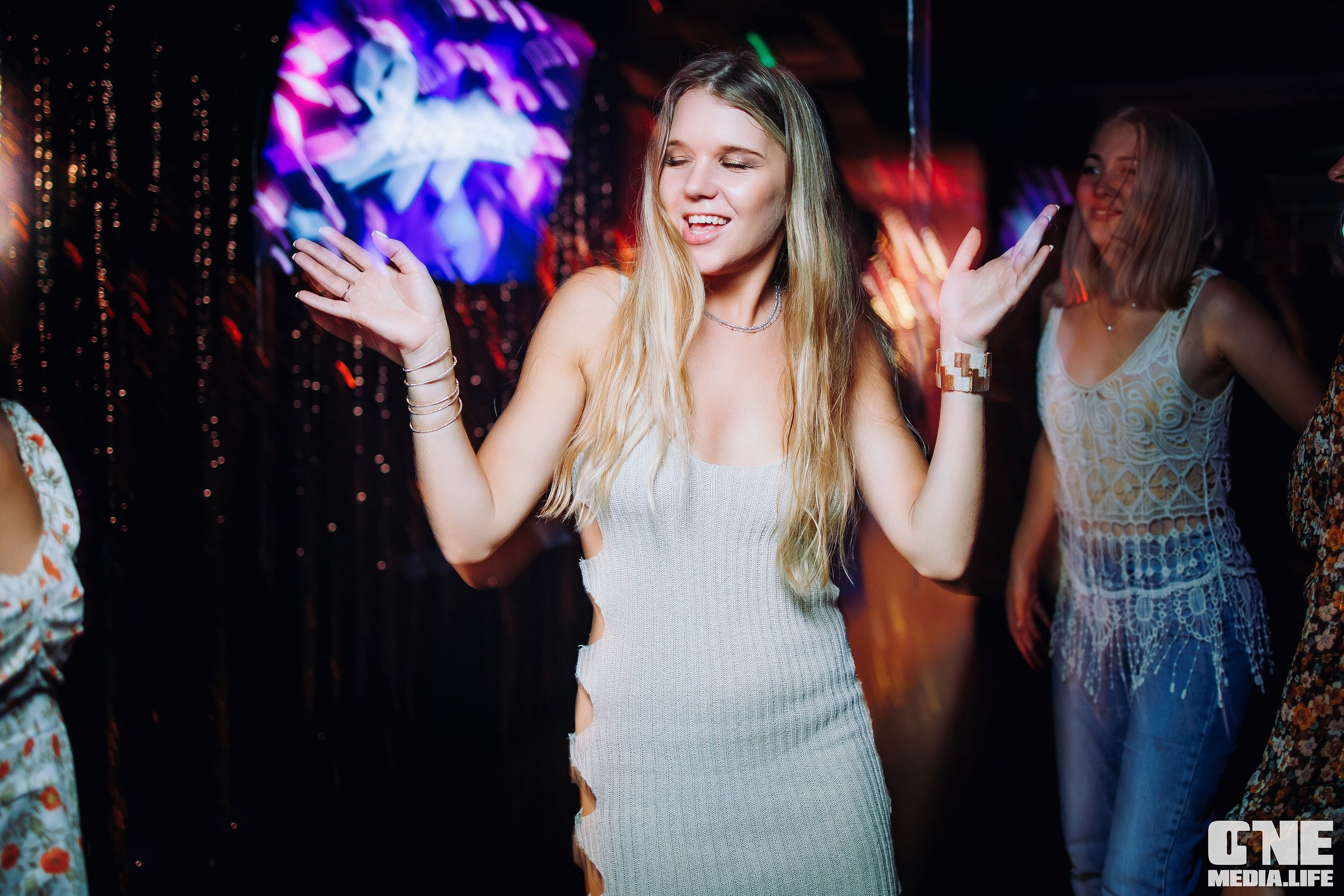 Репортаж из караоке-клуба Эйфория. One Media Life: фоторепортажи, фотоотчеты с мероприятий и заведений