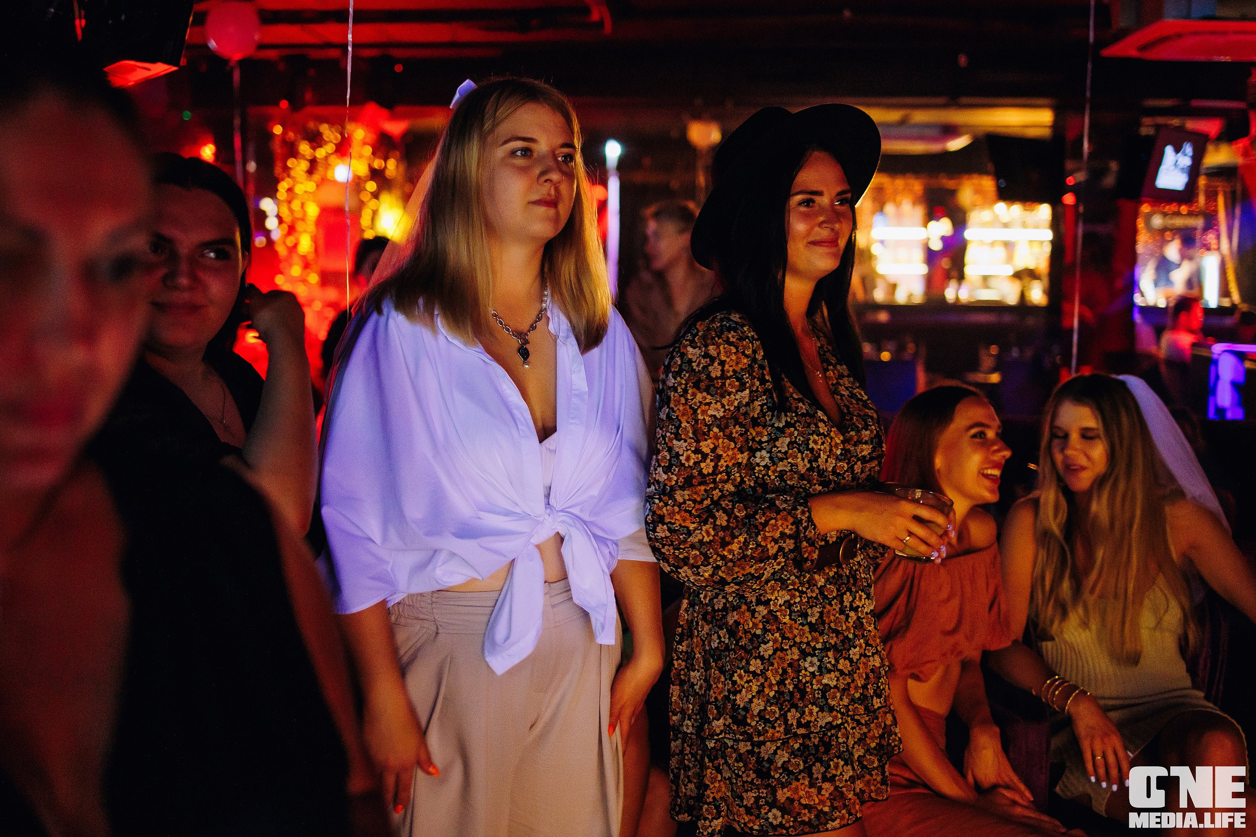 Репортаж из караоке-клуба Эйфория. One Media Life: фоторепортажи, фотоотчеты с мероприятий и заведений