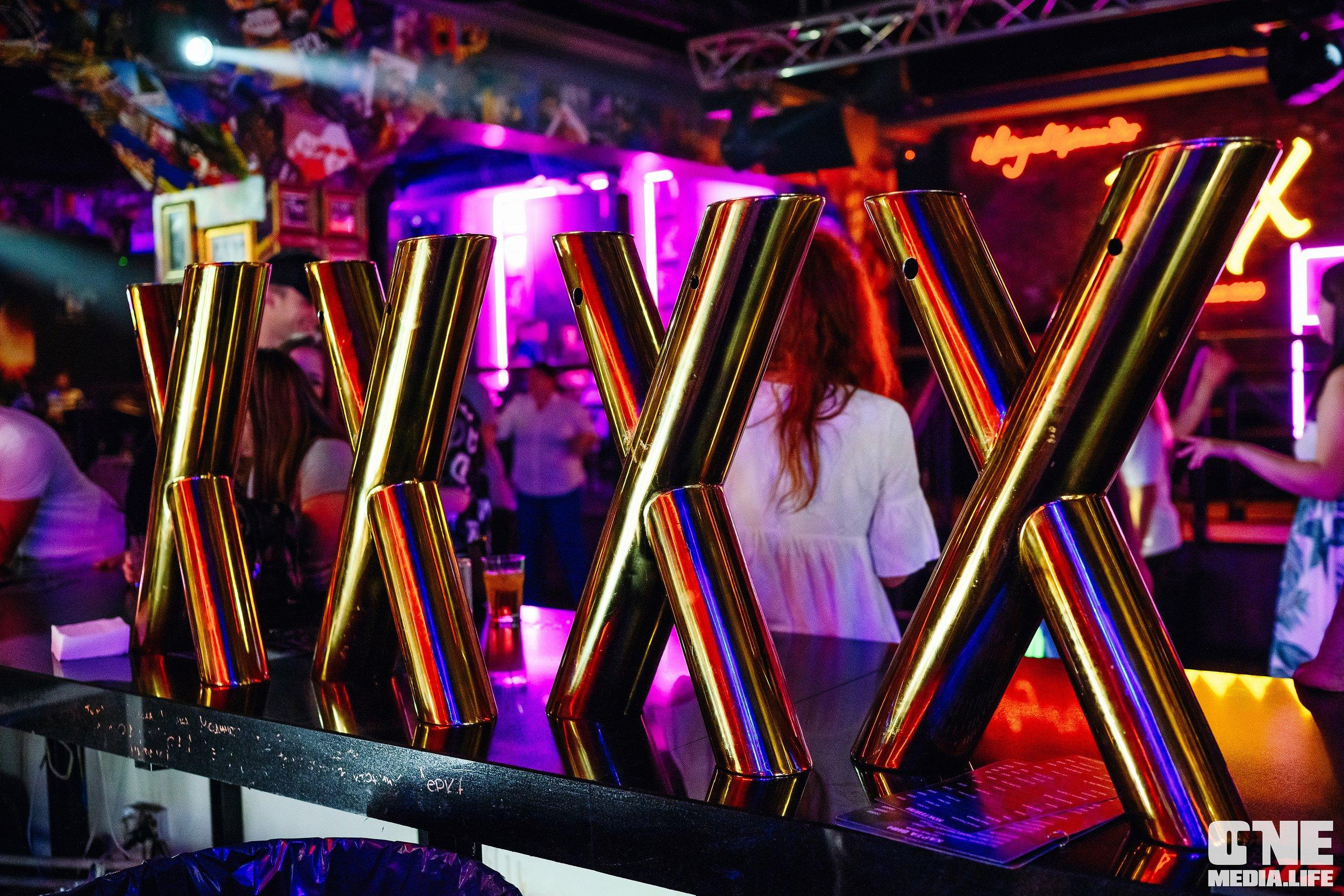 Репортаж из экстрим бара XxxX. One Media Life: фоторепортажи, фотоотчеты с мероприятий и заведений