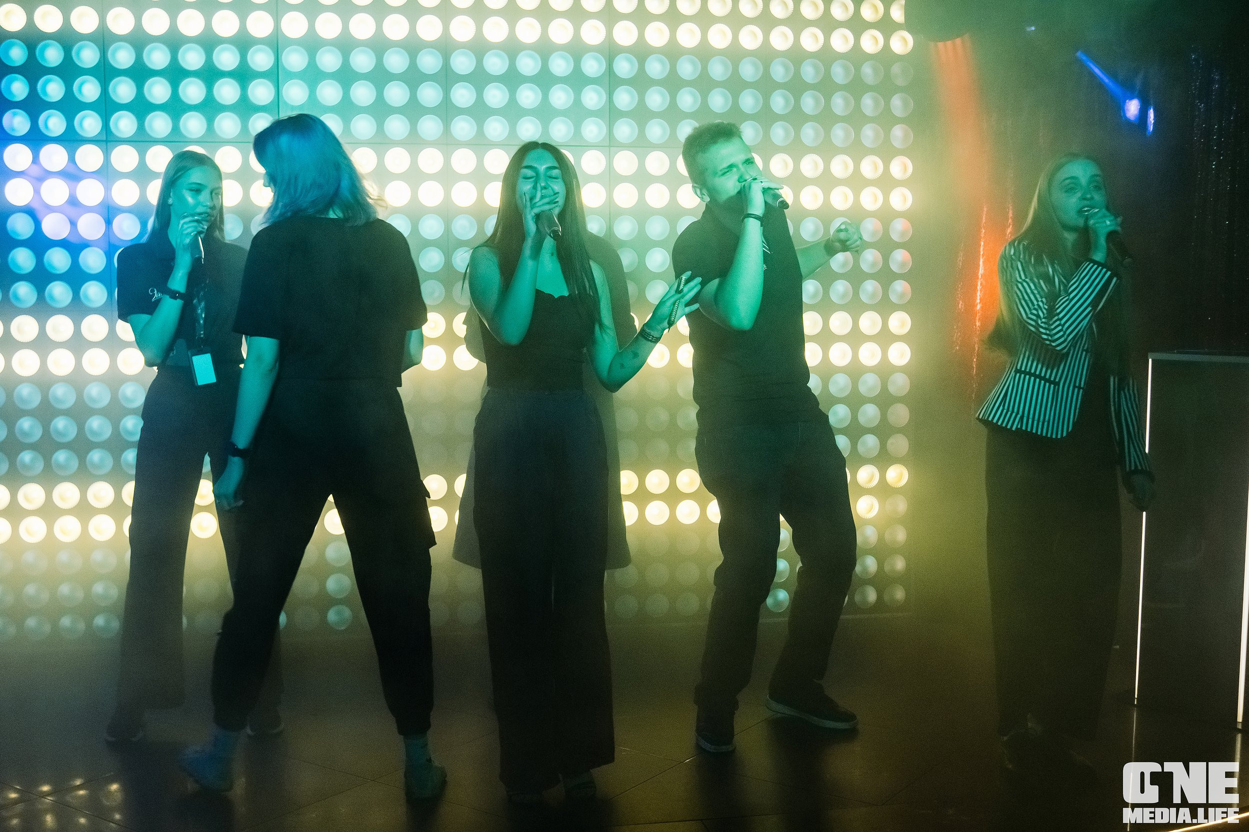 Фоторепортаж из караоке-клуба Эйфория. One Media Life: фоторепортажи, фотоотчеты с мероприятий и заведений