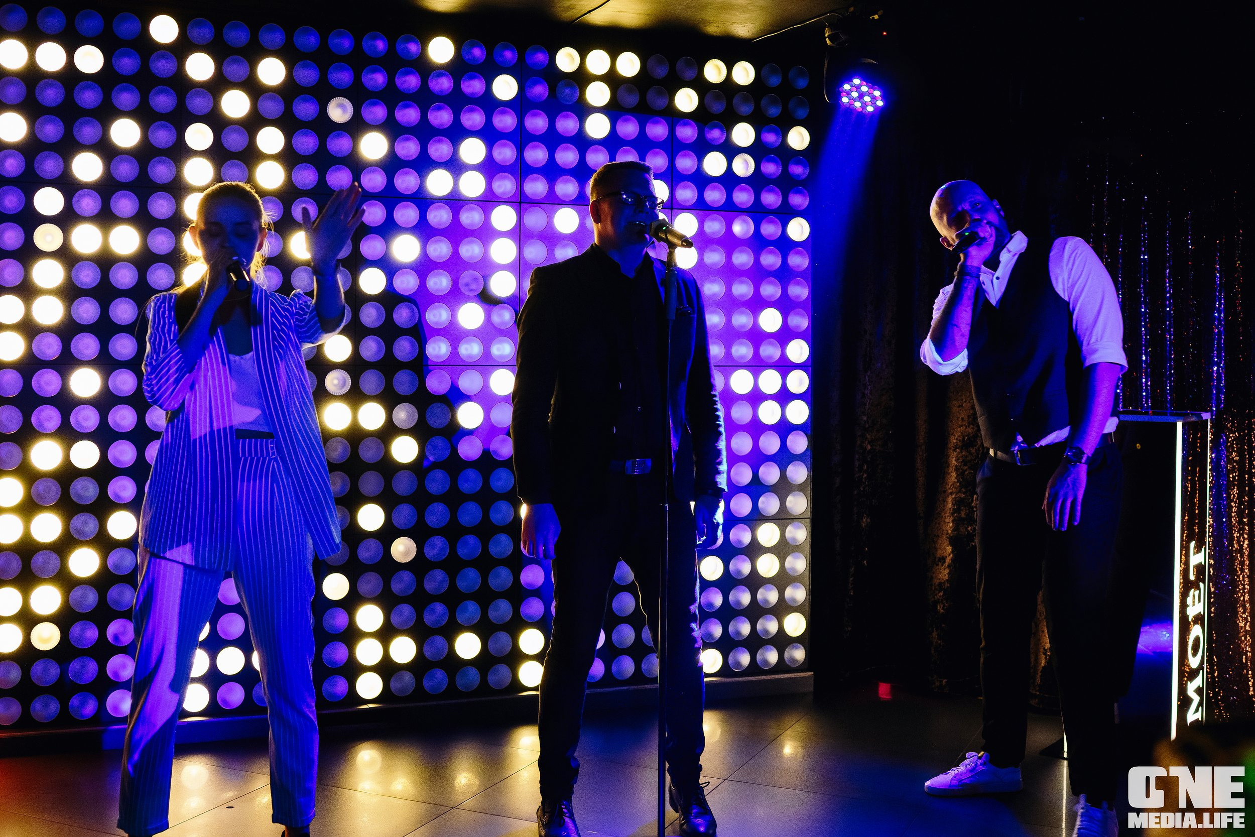 Фоторепортаж из караоке-клуба Эйфория. One Media Life: фоторепортажи, фотоотчеты с мероприятий и заведений