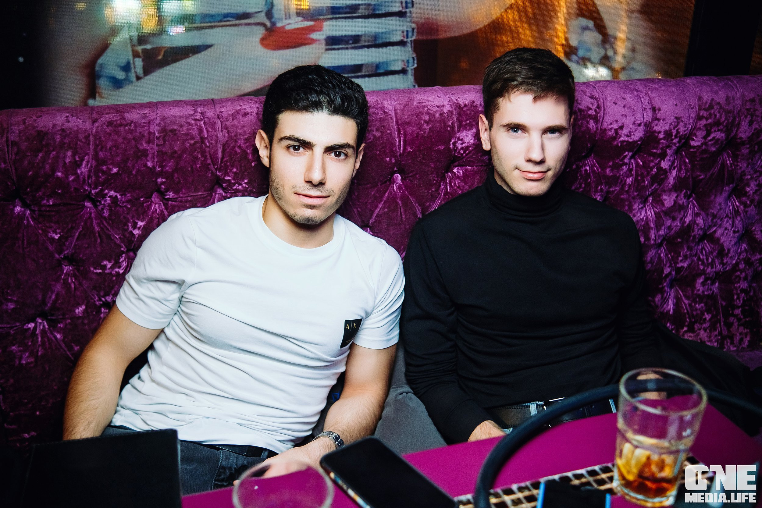 Фоторепортаж из караоке-клуба Эйфория. One Media Life: фоторепортажи, фотоотчеты с мероприятий и заведений