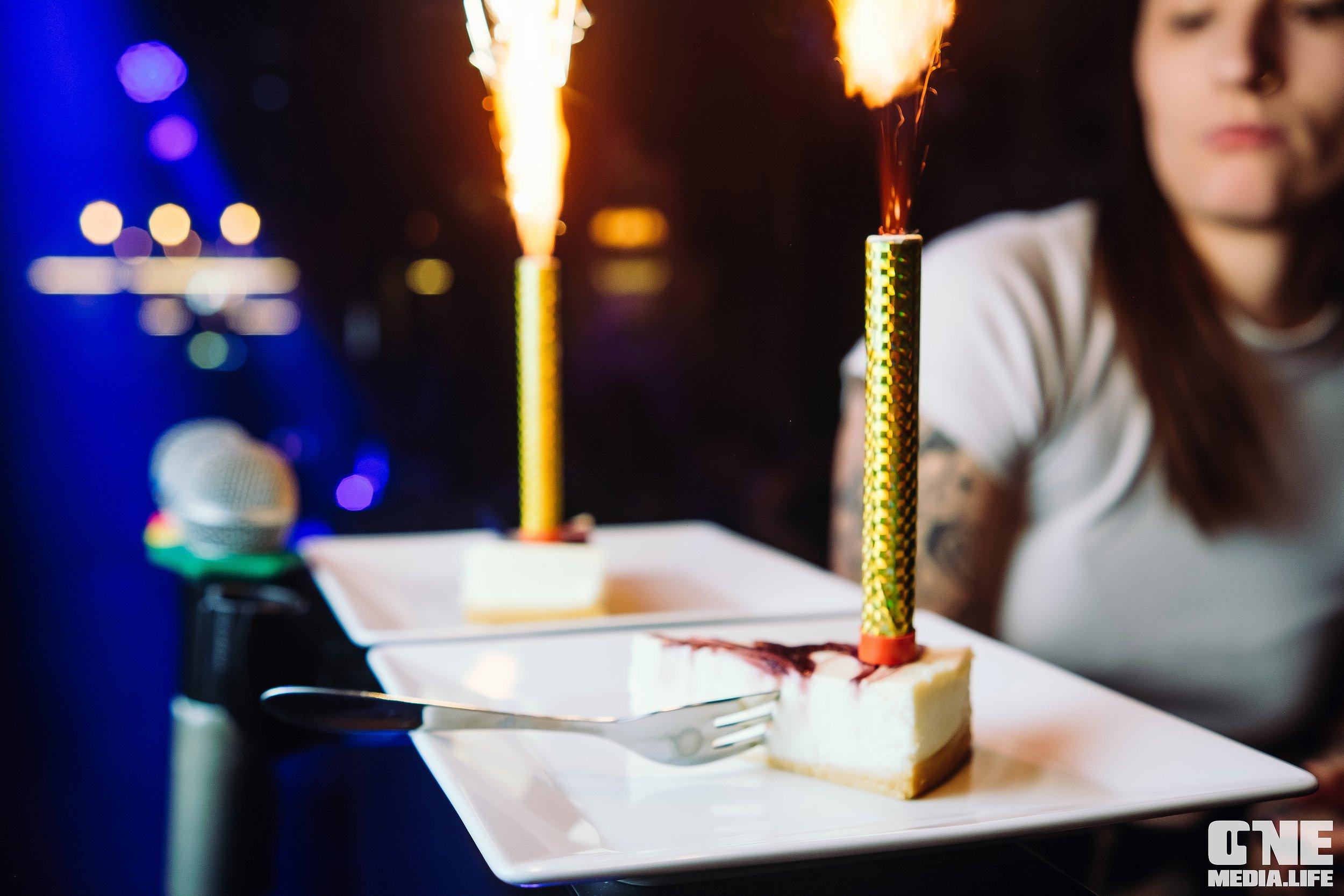 Фоторепортаж из караоке-клуба Эйфория. One Media Life: фоторепортажи, фотоотчеты с мероприятий и заведений