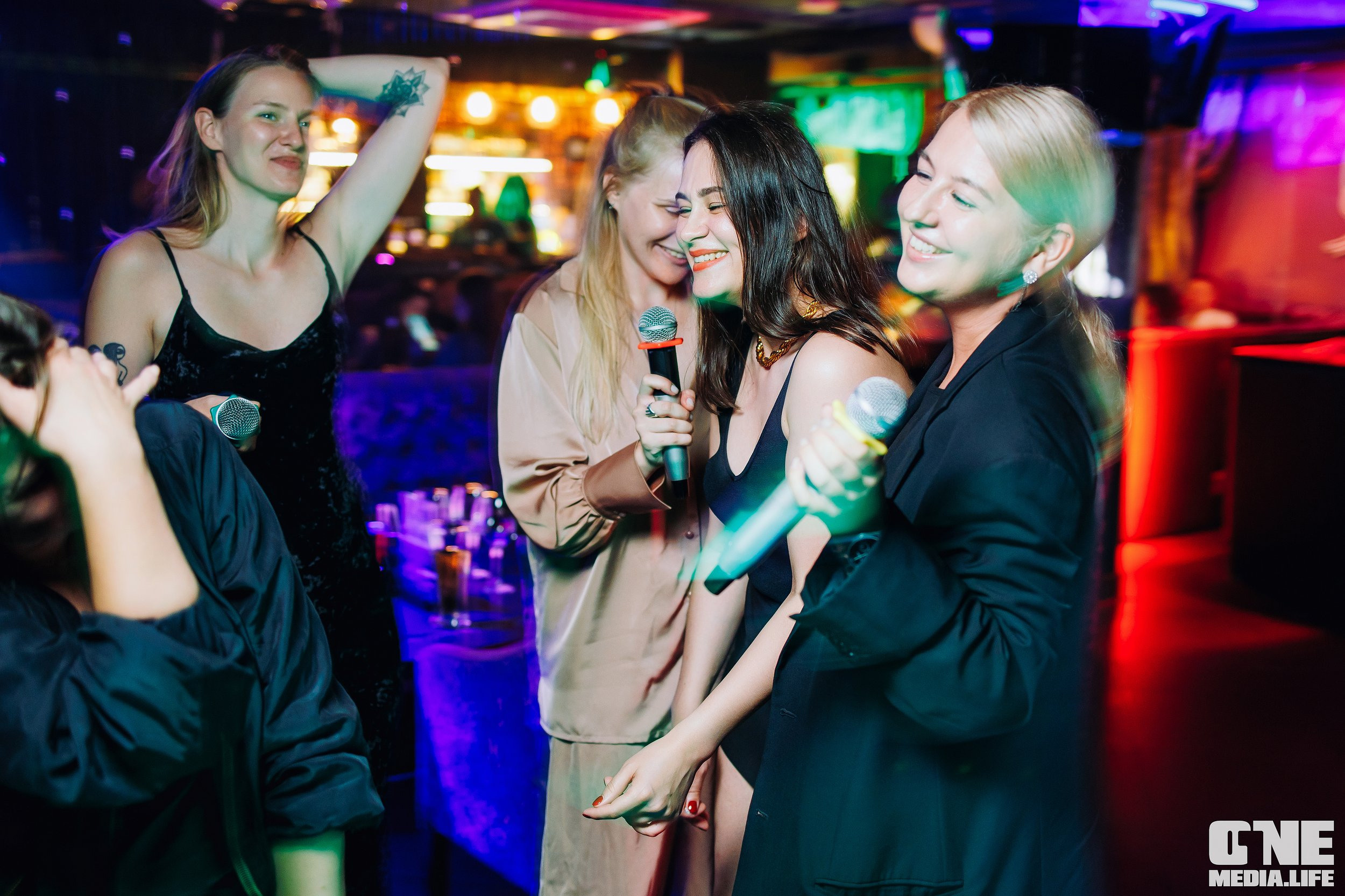 Репортаж из караоке-клуба Эйфория. One Media Life: фоторепортажи, фотоотчеты с мероприятий и заведений