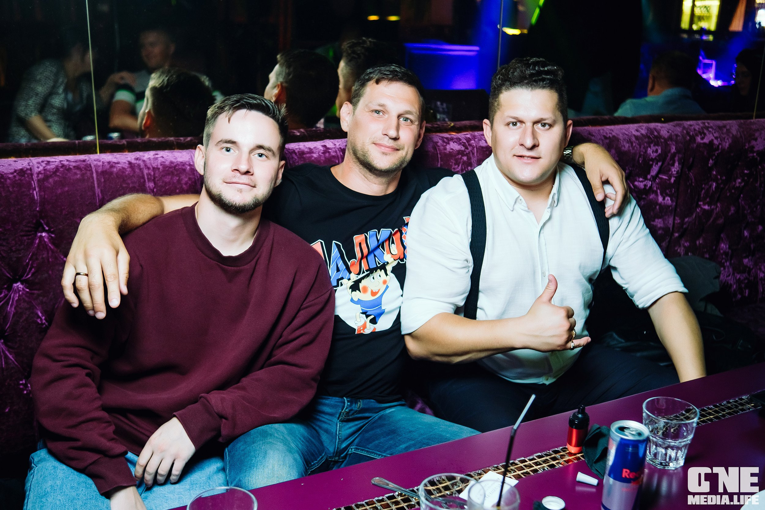 Фоторепортаж из караоке-клуба Эйфория. One Media Life: фоторепортажи, фотоотчеты с мероприятий и заведений