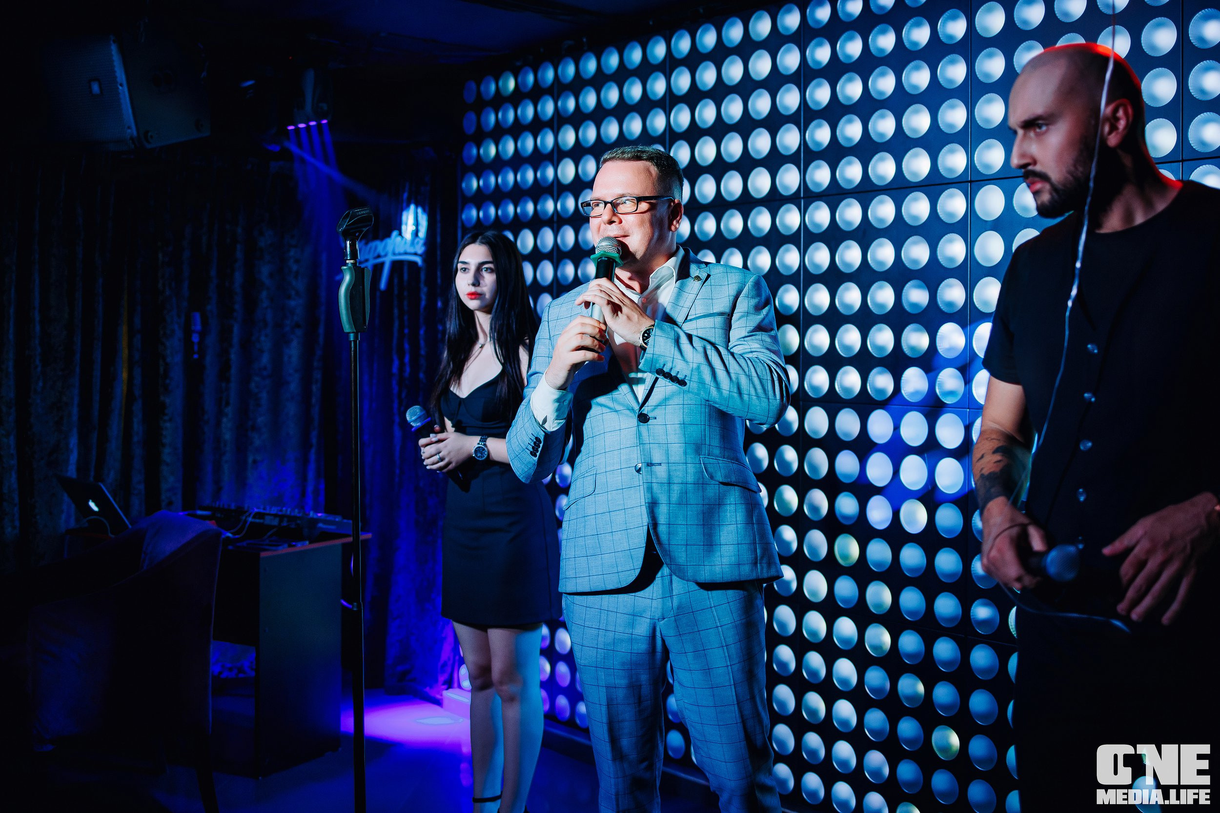 Репортаж из караоке-клуба Эйфория. One Media Life: фоторепортажи, фотоотчеты с мероприятий и заведений