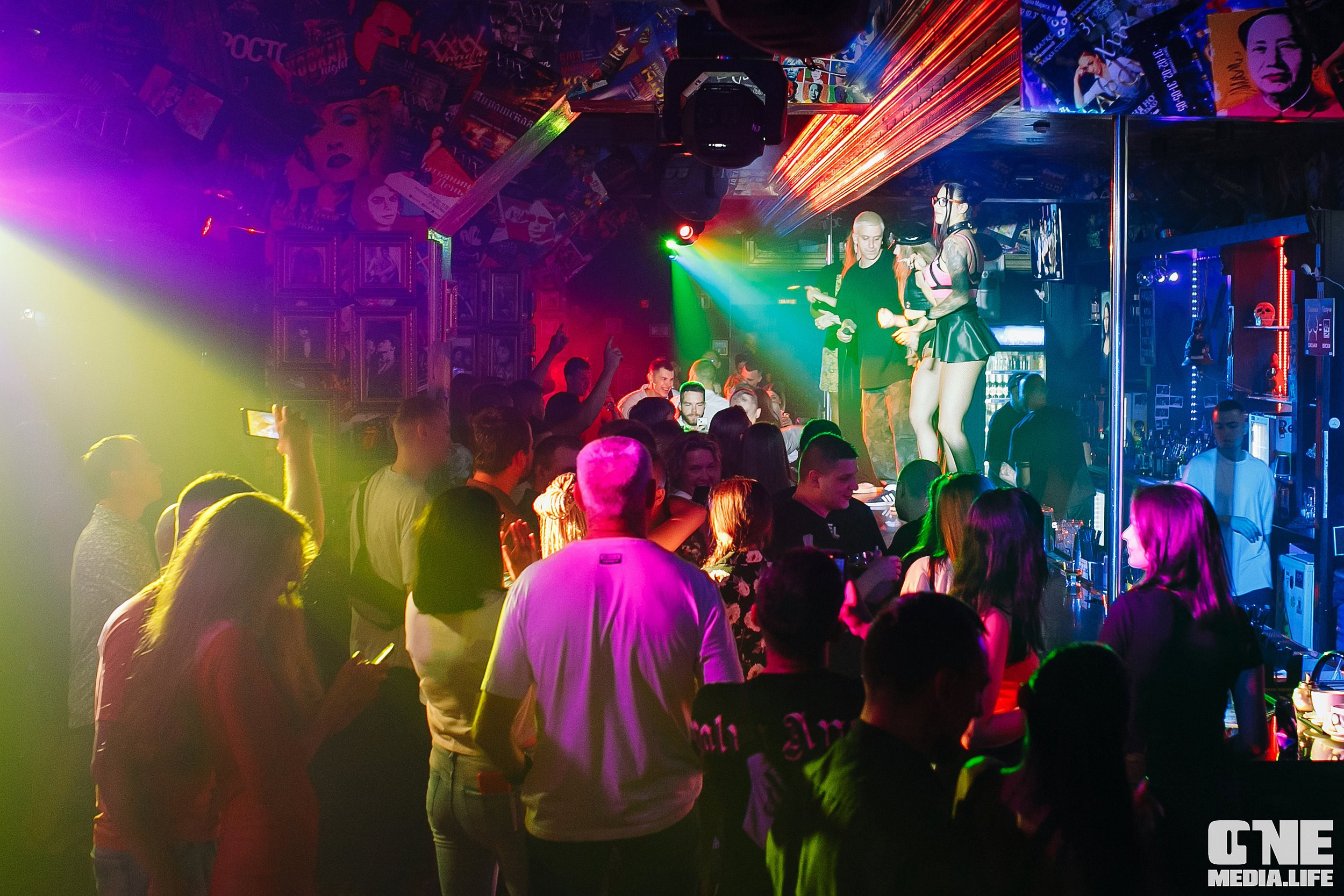 Фоторепортаж из караоке-клуба Эйфория. One Media Life: фоторепортажи, фотоотчеты с мероприятий и заведений