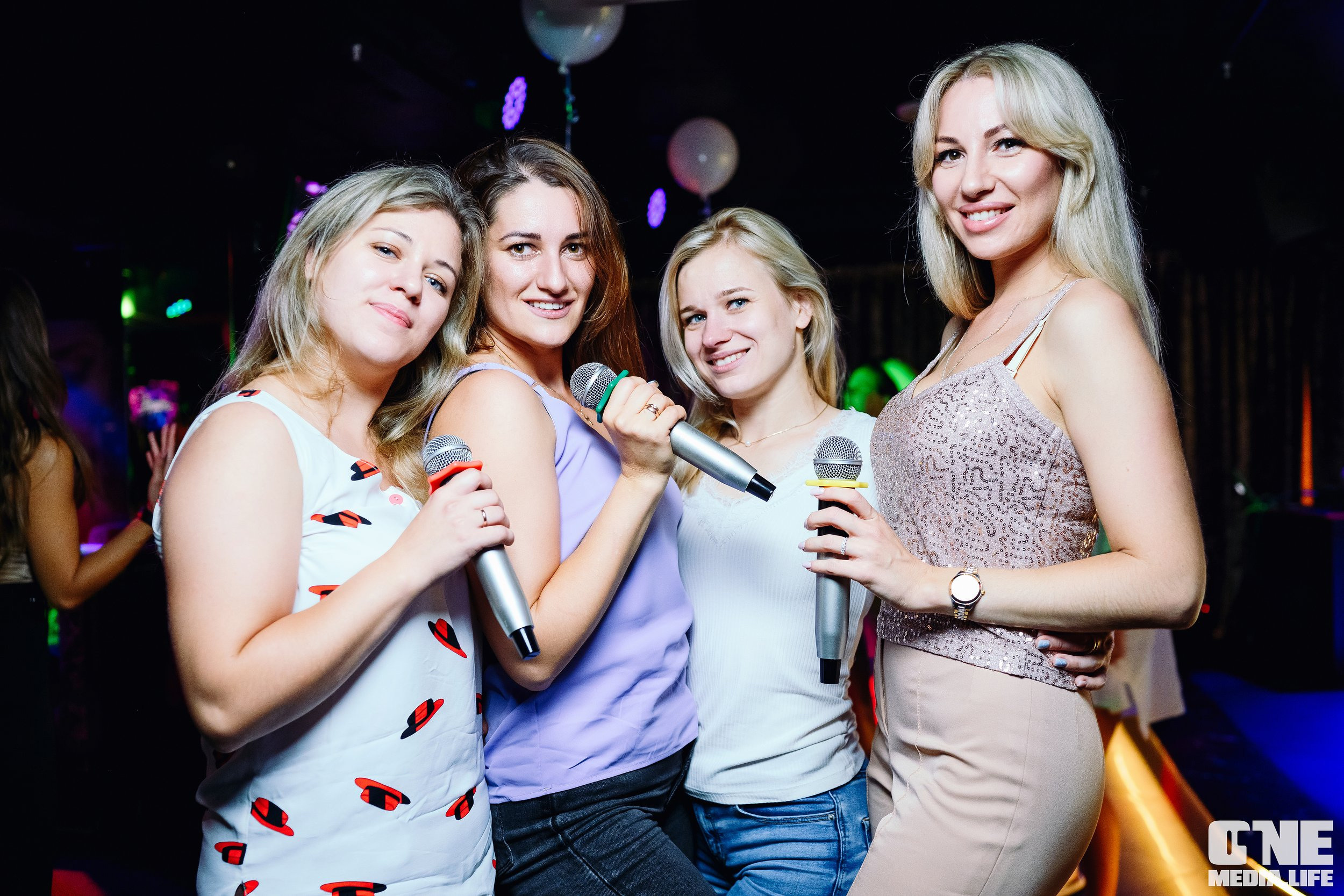 Фоторепортаж из караоке-клуба Эйфория. One Media Life: фоторепортажи, фотоотчеты с мероприятий и заведений