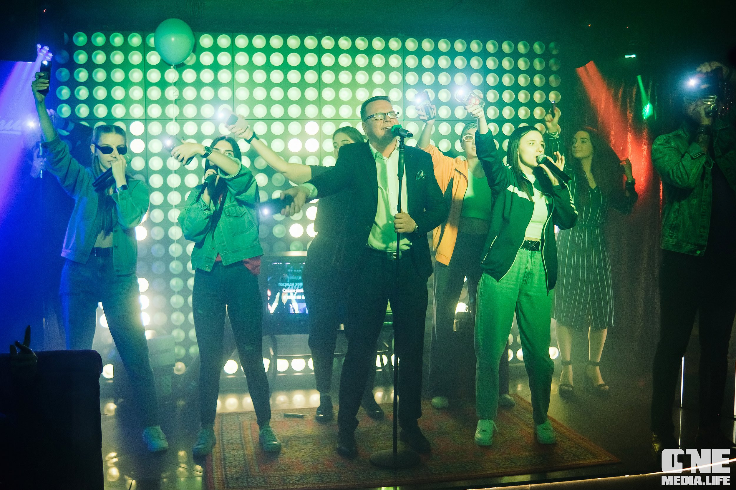 Фоторепортаж из караоке-клуба Эйфория. One Media Life: фоторепортажи, фотоотчеты с мероприятий и заведений