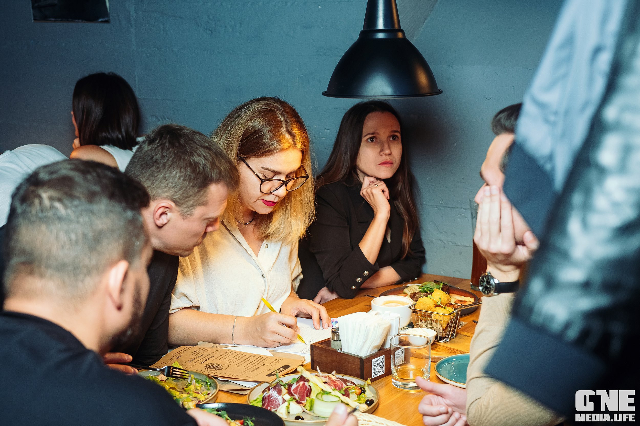 Репортаж из бара Dreadnought. One Media Life: фоторепортажи, фотоотчеты с мероприятий и заведений