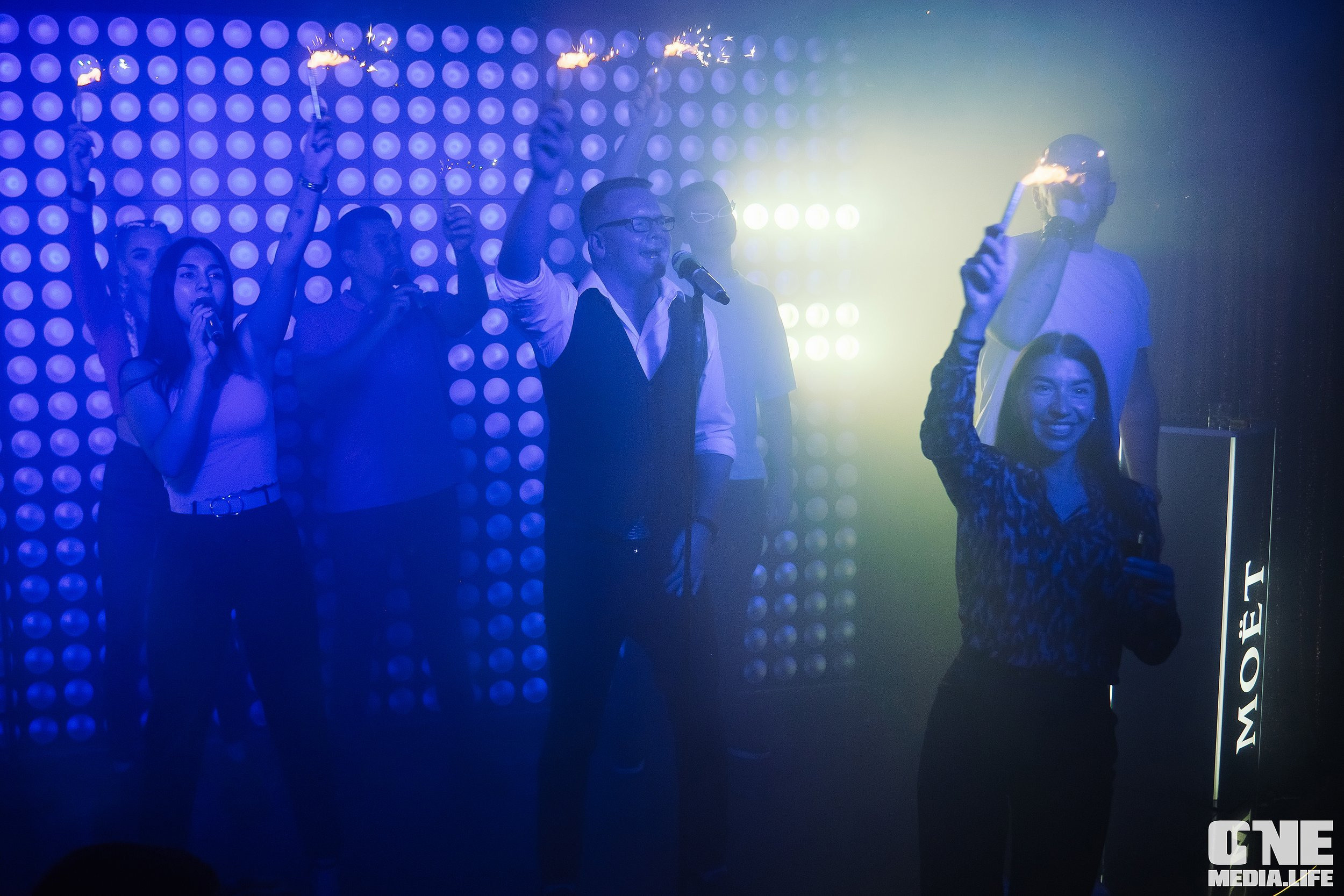 Фоторепортаж из караоке-клуба Эйфория. One Media Life: фоторепортажи, фотоотчеты с мероприятий и заведений