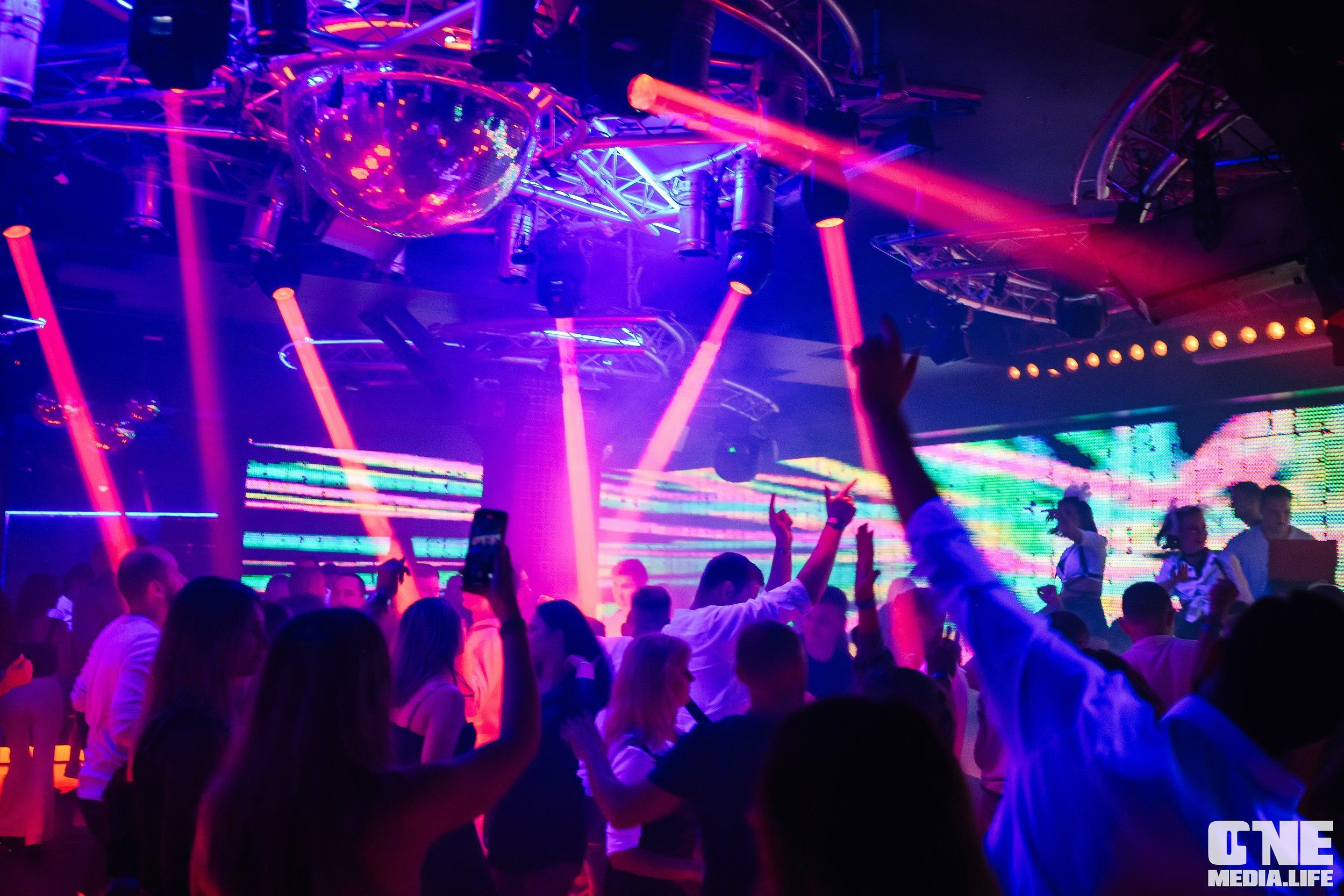 Фоторепортаж из РК Планета. One Media Life: фоторепортажи, фотоотчеты с мероприятий и заведений