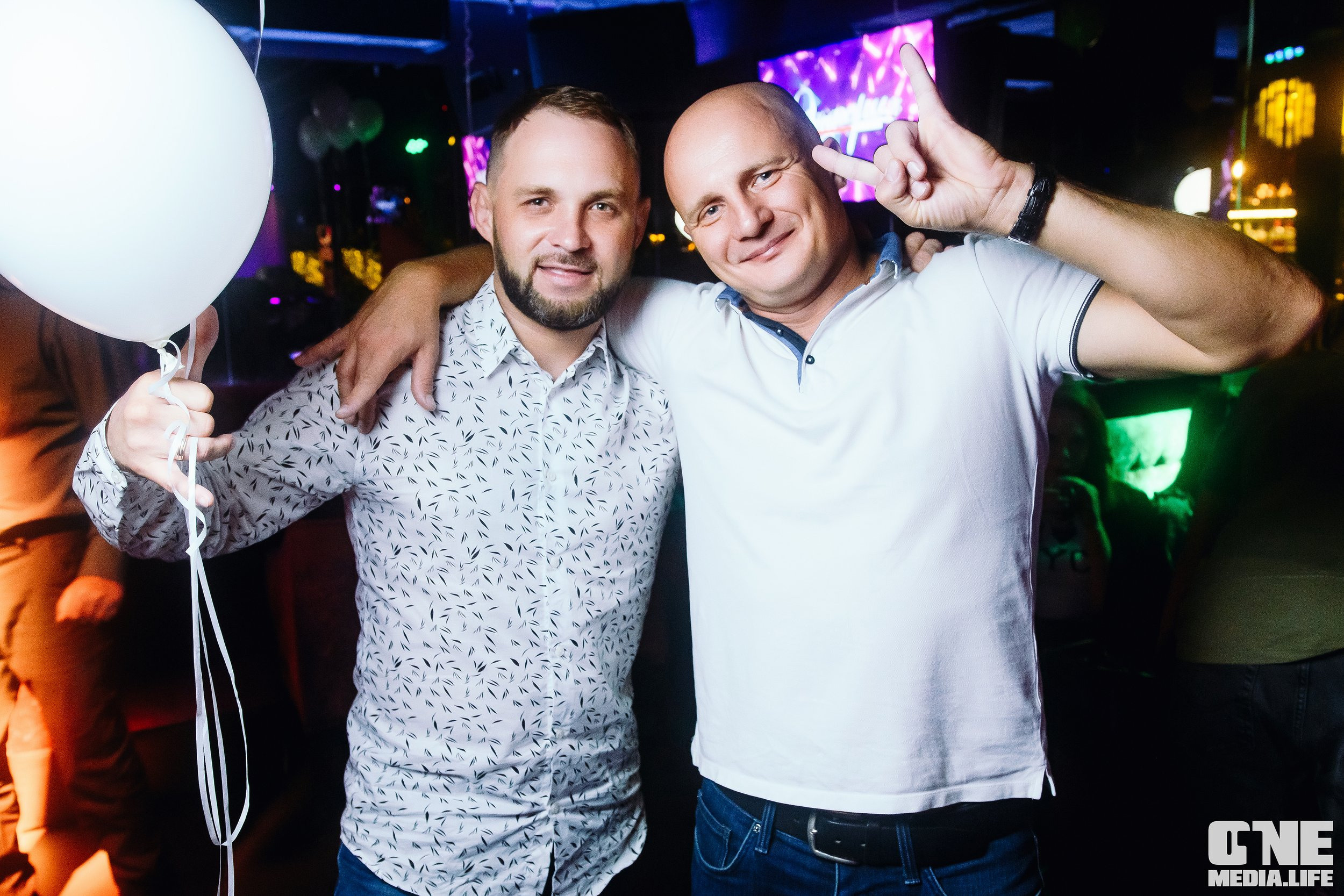 Фоторепортаж из караоке-клуба Эйфория. One Media Life: фоторепортажи, фотоотчеты с мероприятий и заведений