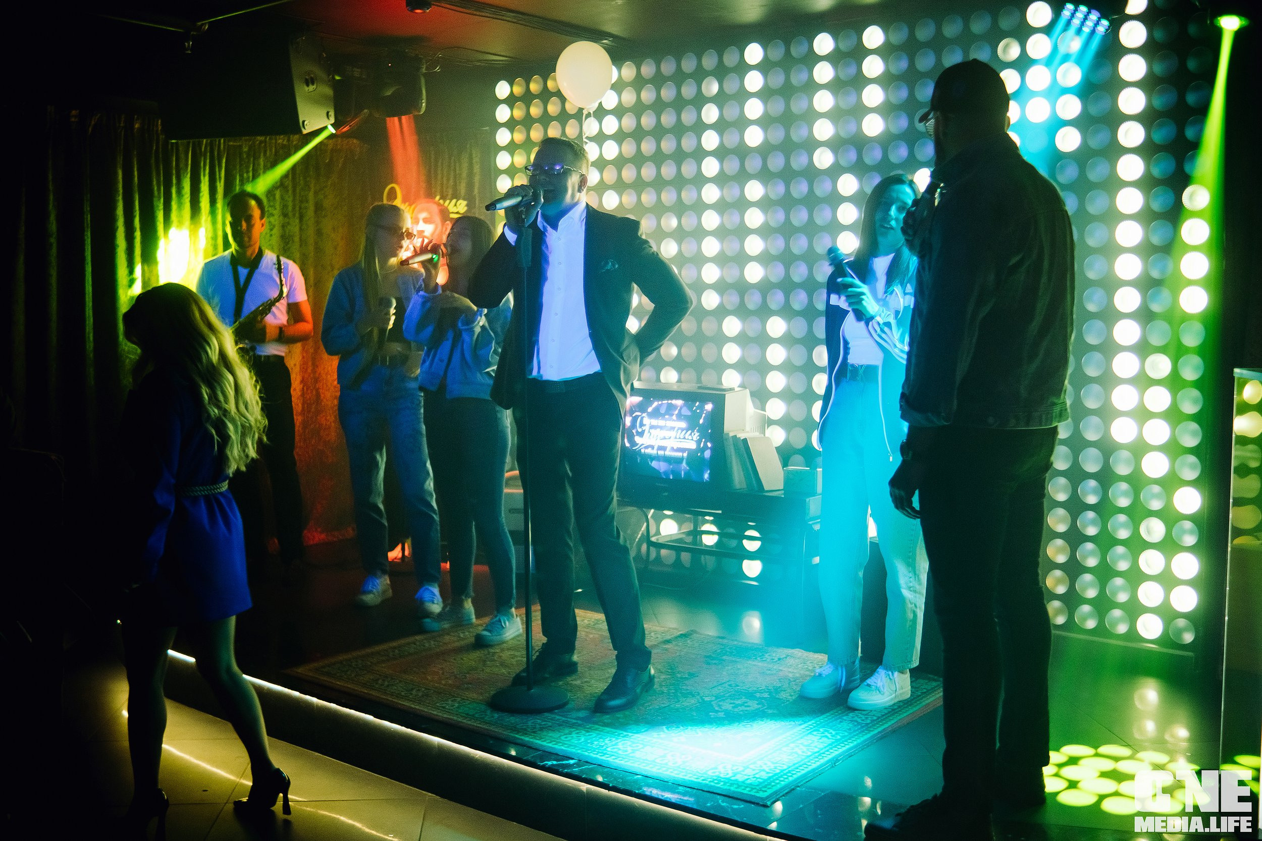Фоторепортаж из караоке-клуба Эйфория. One Media Life: фоторепортажи, фотоотчеты с мероприятий и заведений
