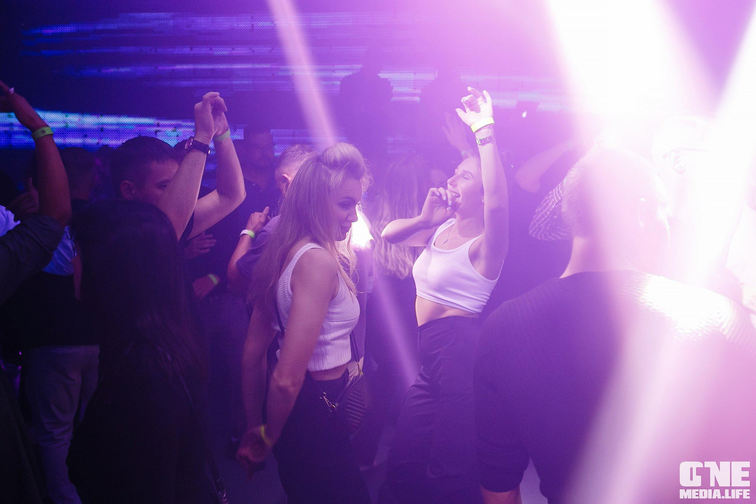 Фоторепортаж из РК Планета. One Media Life: фоторепортажи, фотоотчеты с мероприятий и заведений