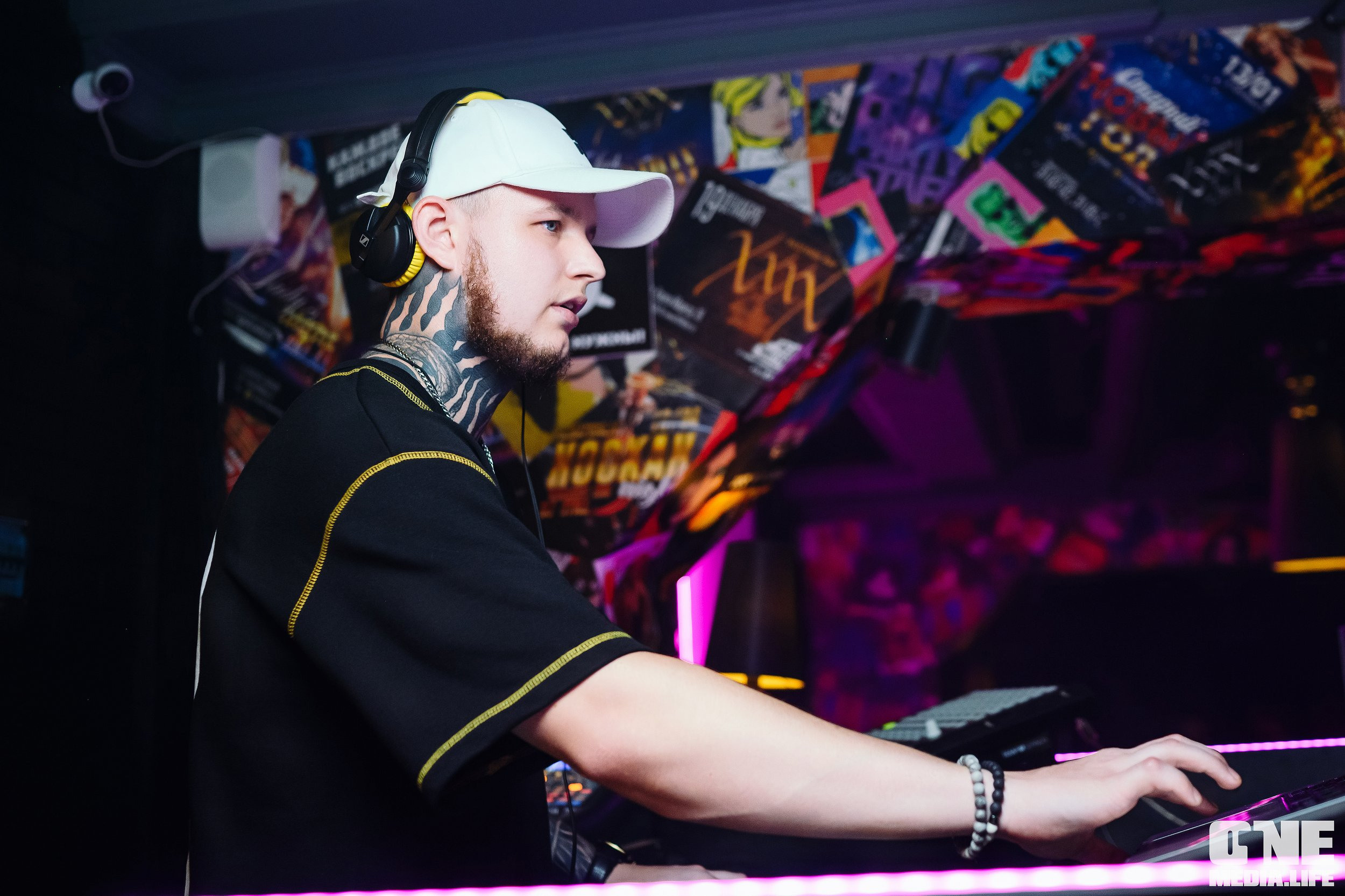 Репортаж из экстрим бара XxxX. One Media Life: фоторепортажи, фотоотчеты с мероприятий и заведений