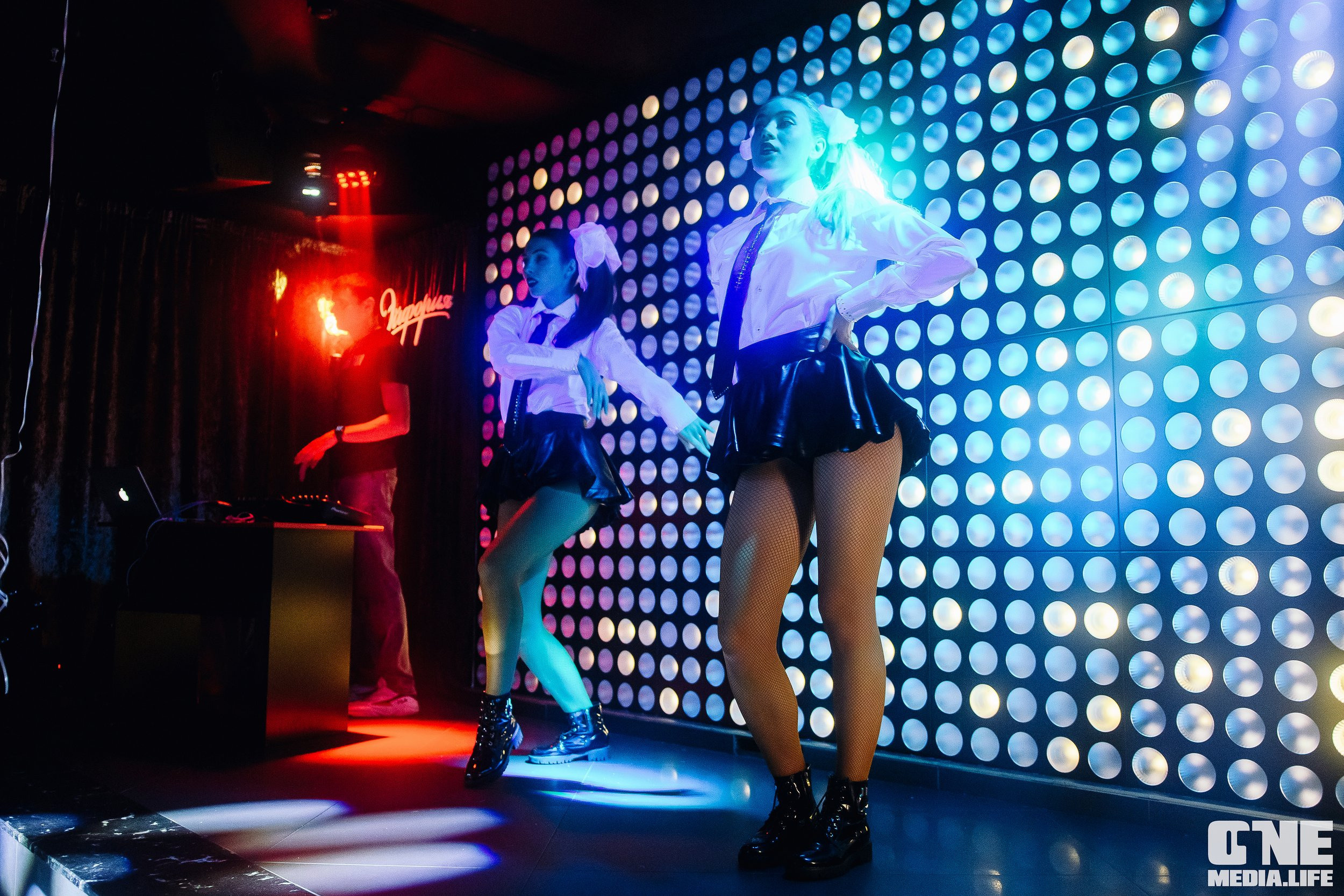 Фоторепортаж из караоке-клуба Эйфория. One Media Life: фоторепортажи, фотоотчеты с мероприятий и заведений