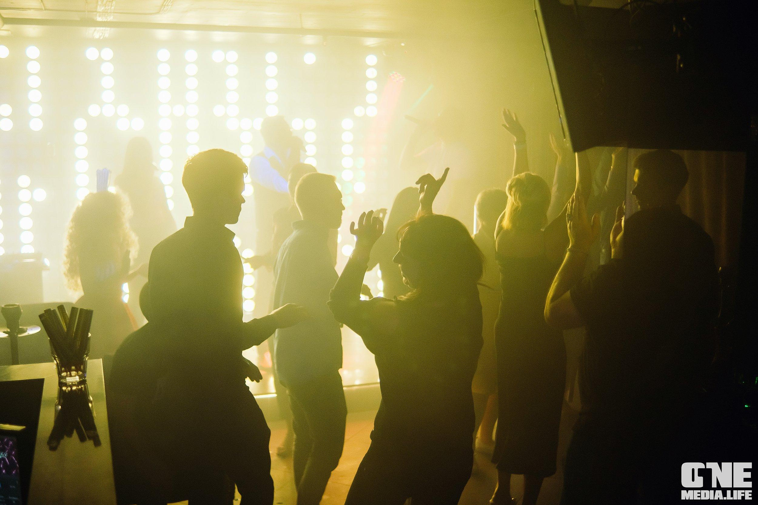 Фоторепортаж из караоке-клуба Эйфория. One Media Life: фоторепортажи, фотоотчеты с мероприятий и заведений