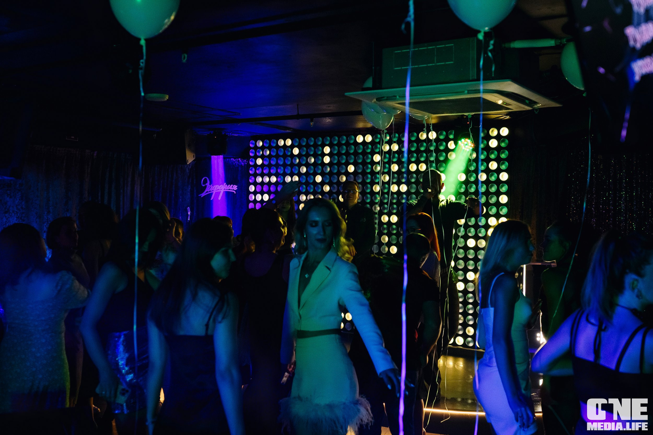 Фоторепортаж из караоке-клуба Эйфория. One Media Life: фоторепортажи, фотоотчеты с мероприятий и заведений