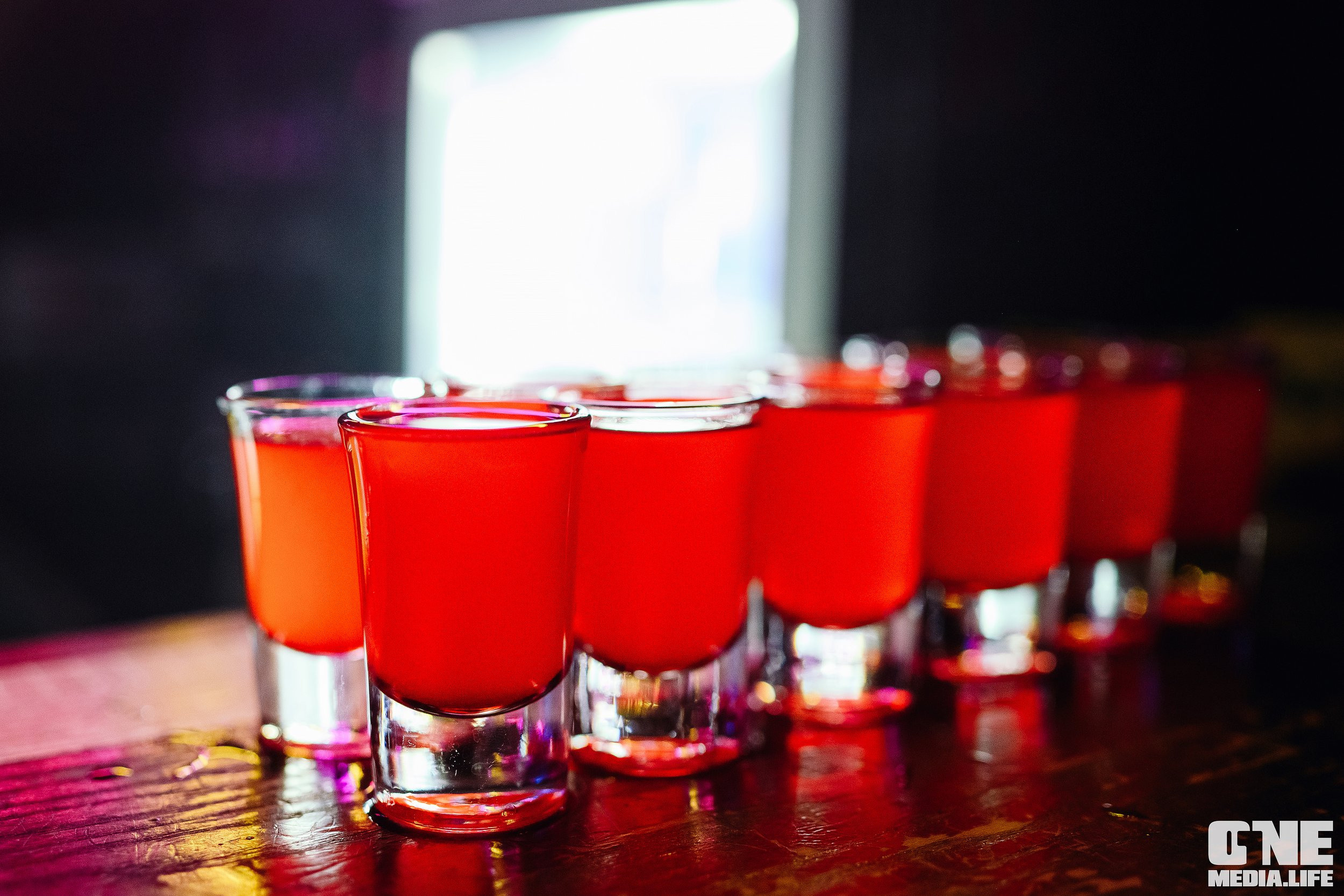 Репортаж из экстрим бара XxxX. One Media Life: фоторепортажи, фотоотчеты с мероприятий и заведений