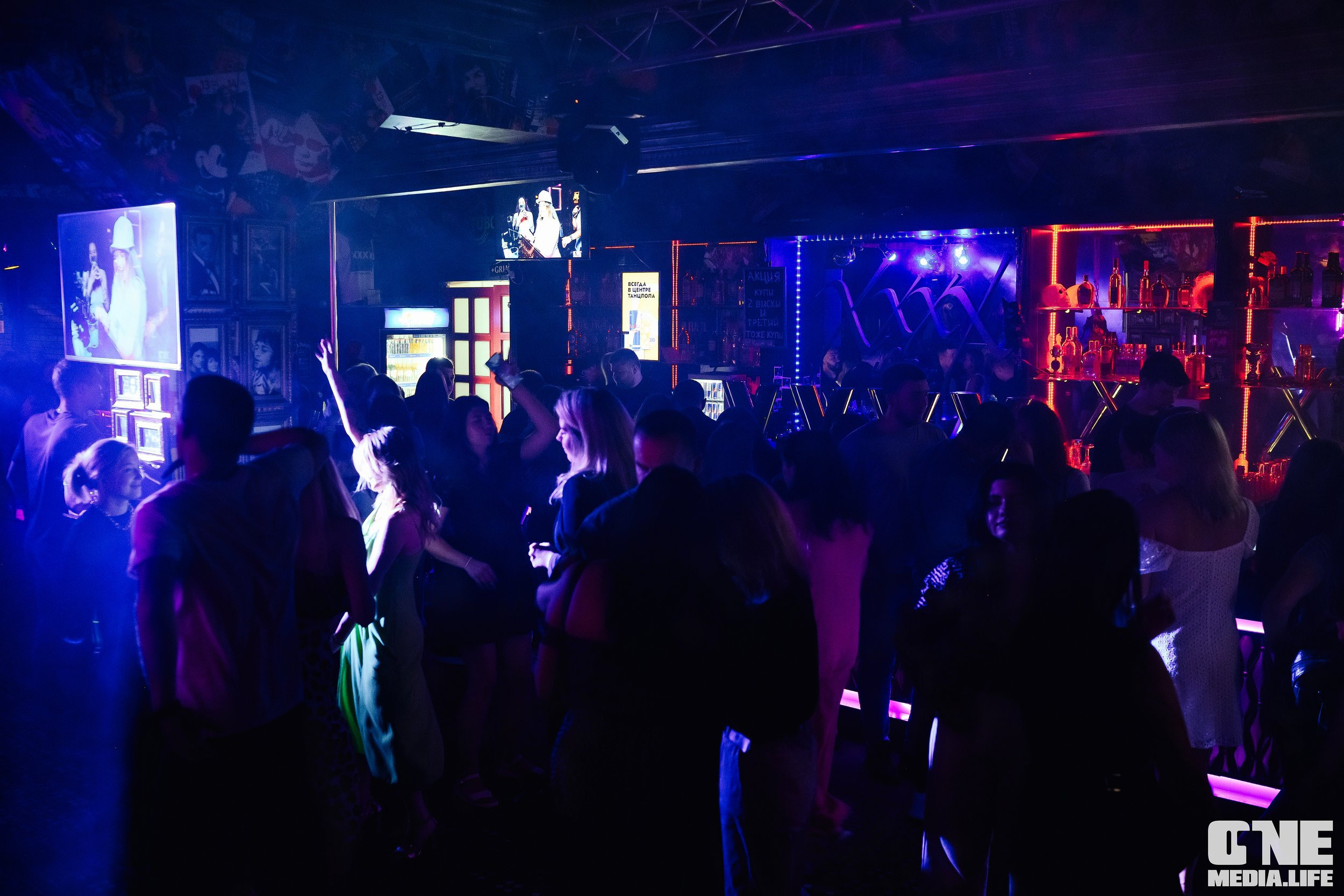 Репортаж из экстрим бара XxxX. One Media Life: фоторепортажи, фотоотчеты с мероприятий и заведений