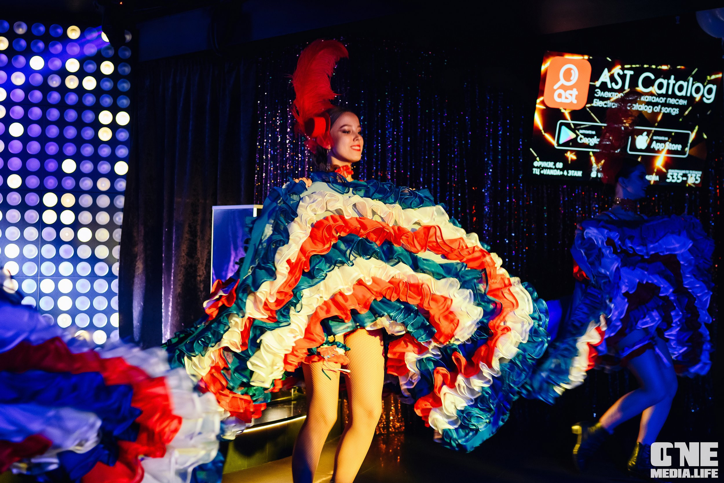 Фоторепортаж из караоке-клуба Эйфория. One Media Life: фоторепортажи, фотоотчеты с мероприятий и заведений