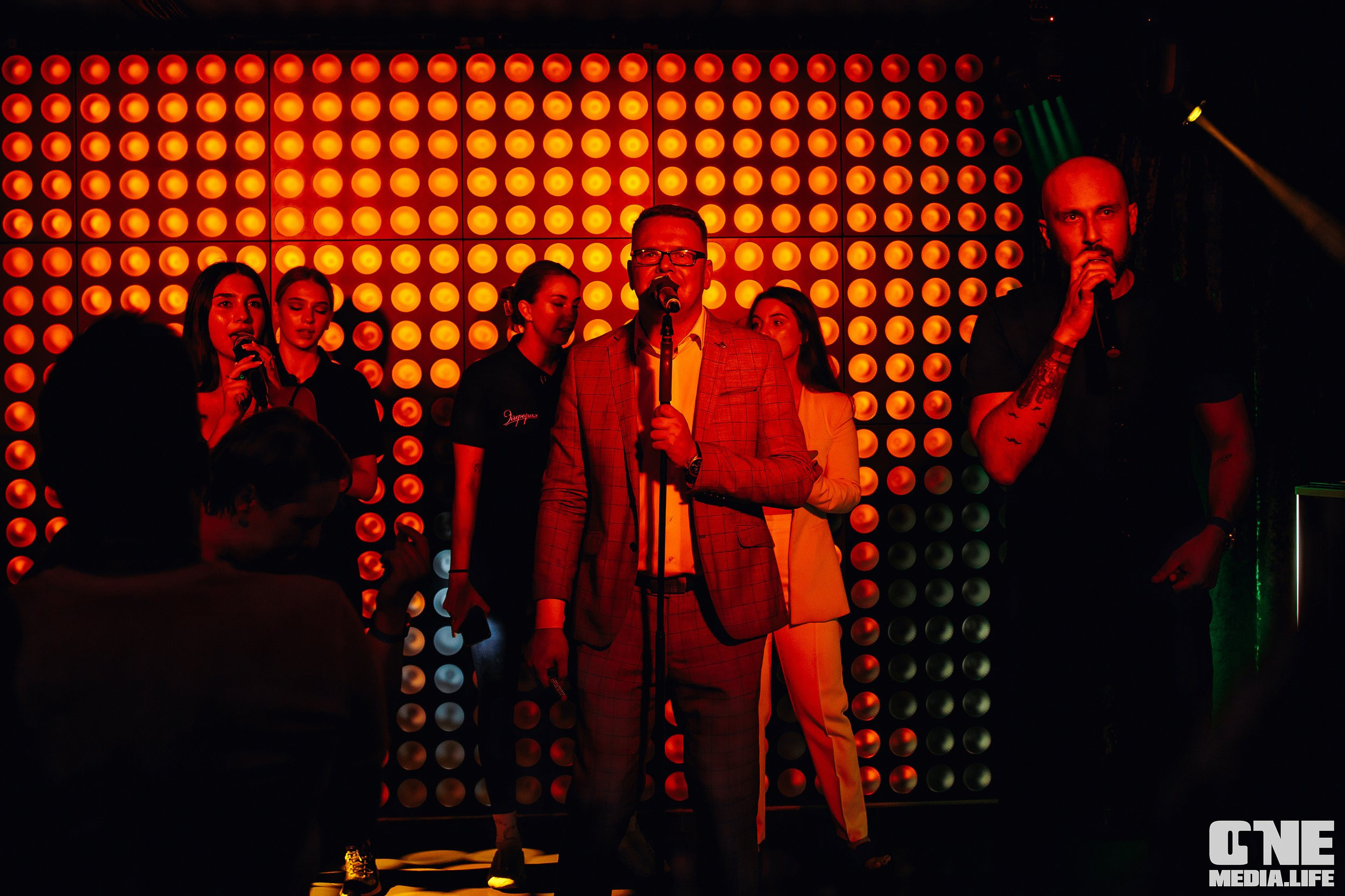 Репортаж из караоке-клуба Эйфория. One Media Life: фоторепортажи, фотоотчеты с мероприятий и заведений