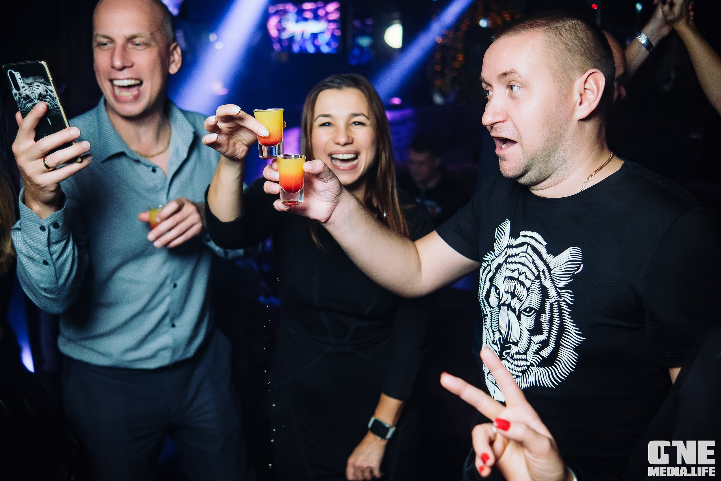 Фоторепортаж из караоке-клуба Эйфория. One Media Life: фоторепортажи, фотоотчеты с мероприятий и заведений