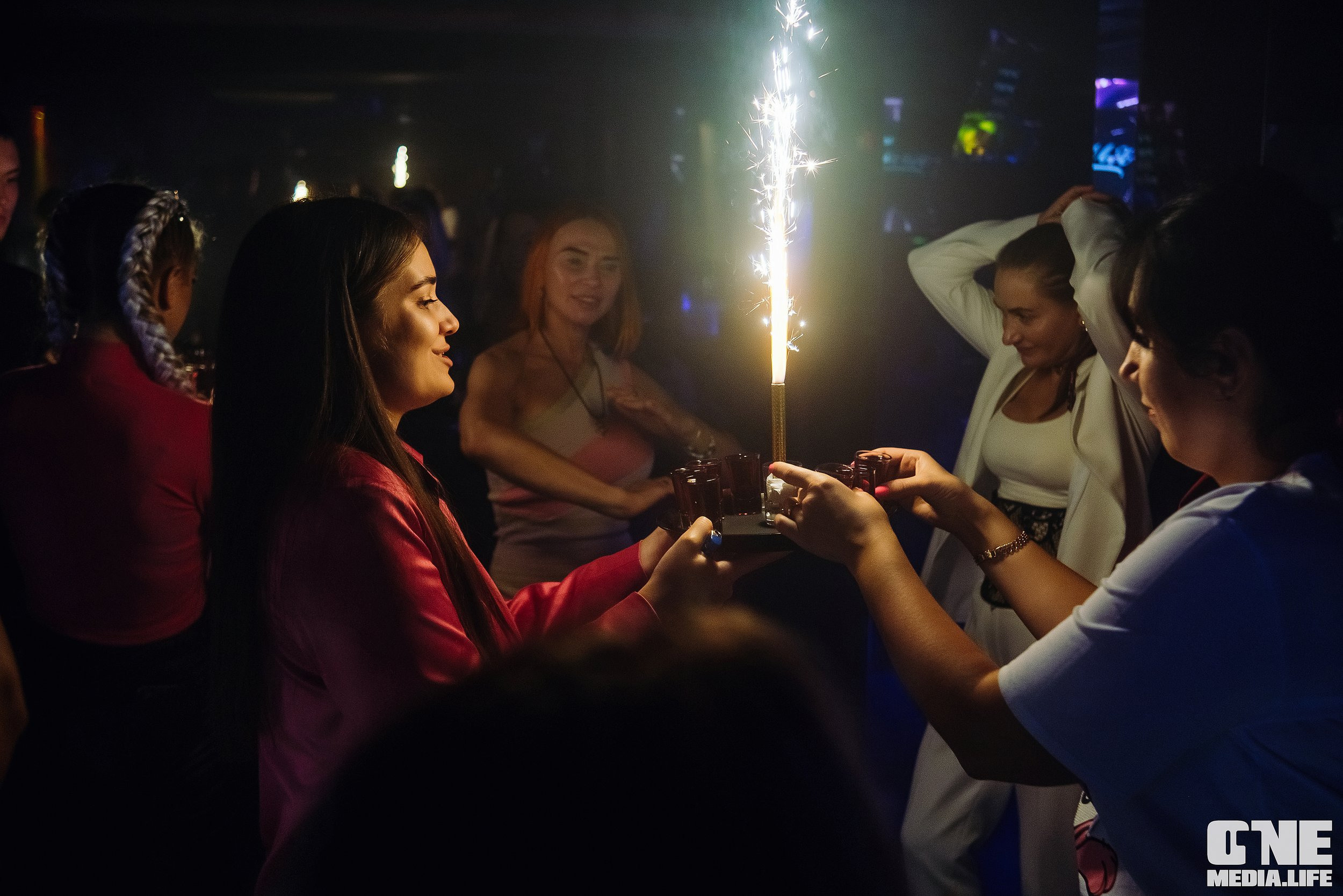 Фоторепортаж из караоке-клуба Эйфория. One Media Life: фоторепортажи, фотоотчеты с мероприятий и заведений