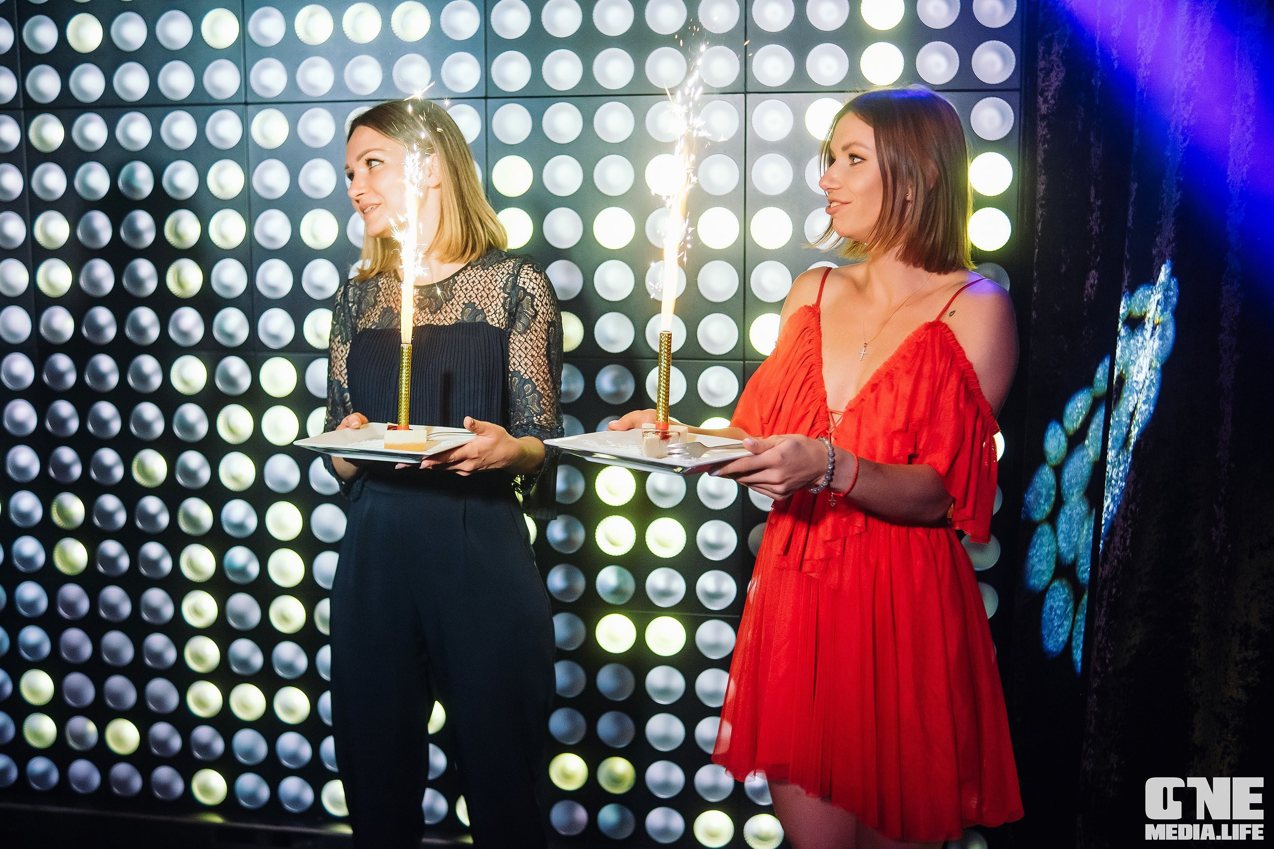 Фоторепортаж из караоке-клуба Эйфория. One Media Life: фоторепортажи, фотоотчеты с мероприятий и заведений