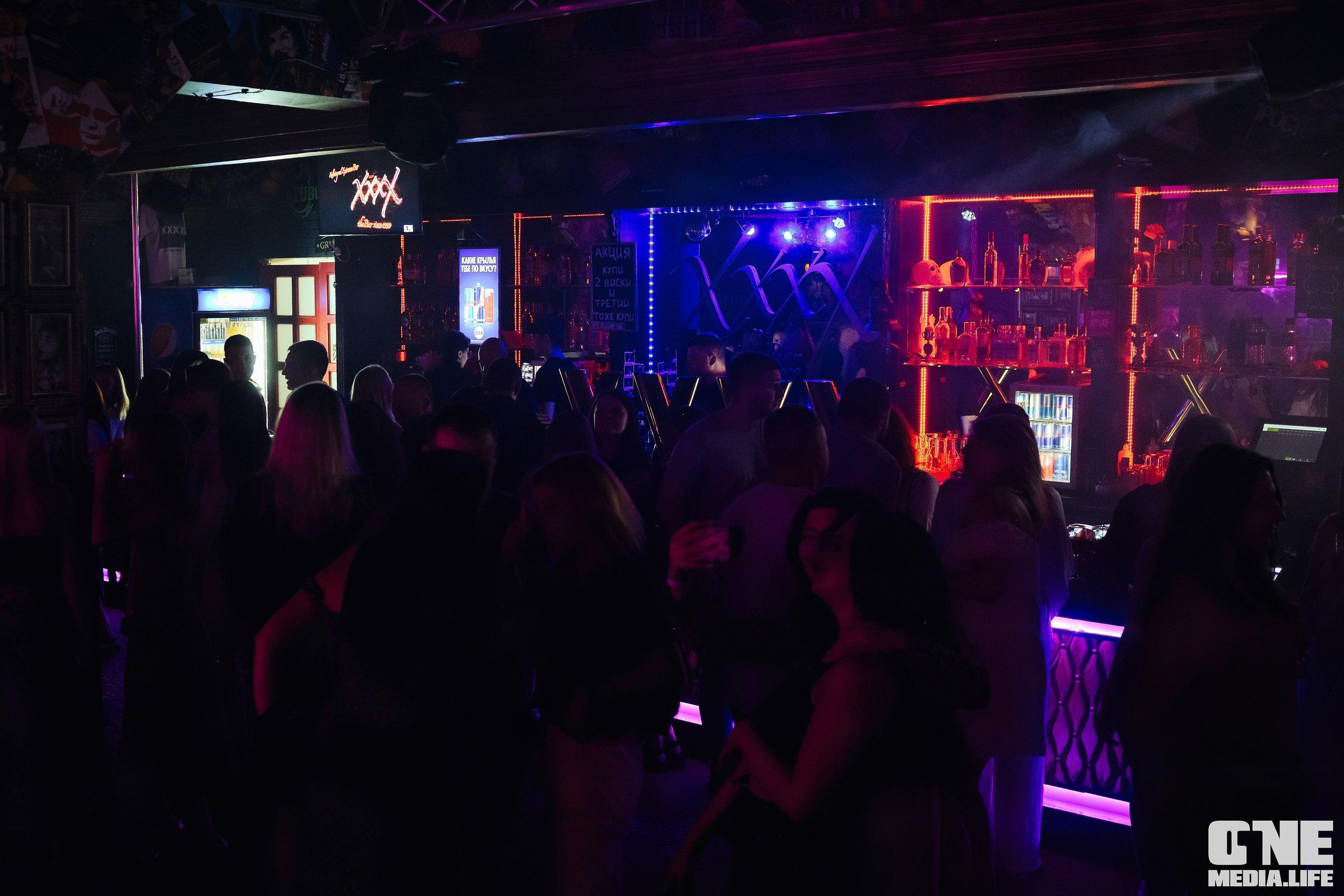 Репортаж из экстрим бара XxxX. One Media Life: фоторепортажи, фотоотчеты с мероприятий и заведений