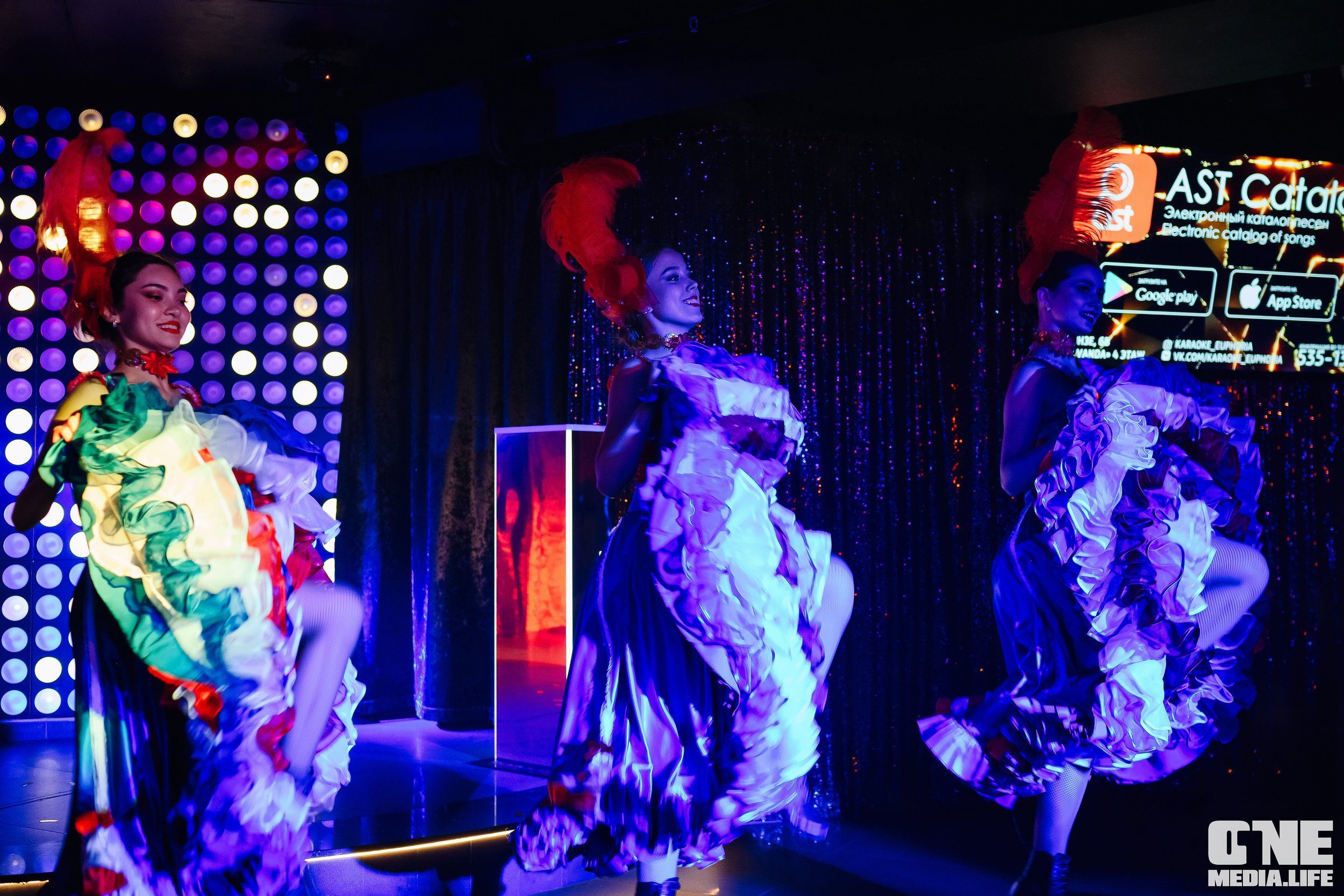 Фоторепортаж из караоке-клуба Эйфория. One Media Life: фоторепортажи, фотоотчеты с мероприятий и заведений