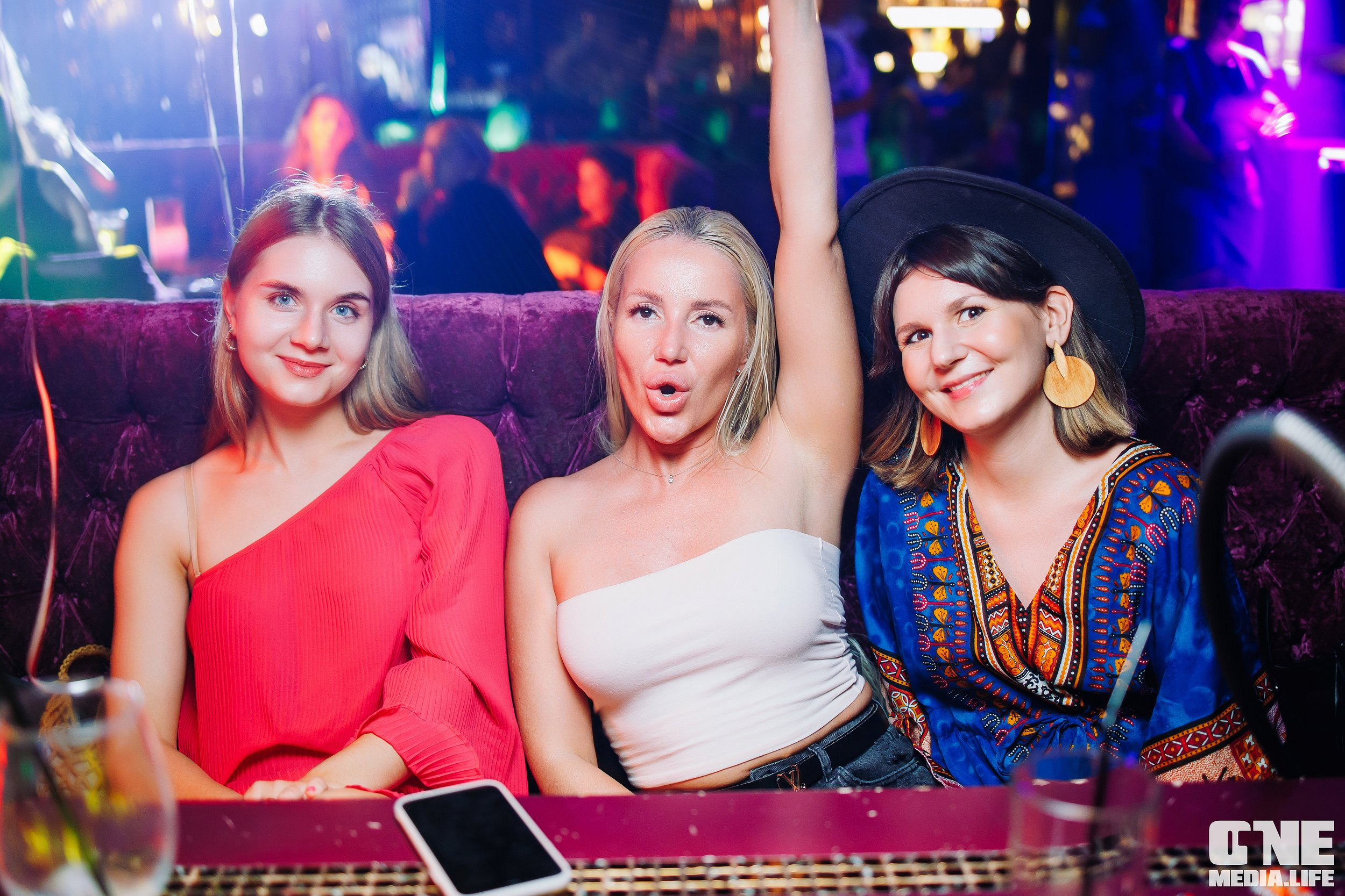 Репортаж из караоке-клуба Эйфория. One Media Life: фоторепортажи, фотоотчеты с мероприятий и заведений