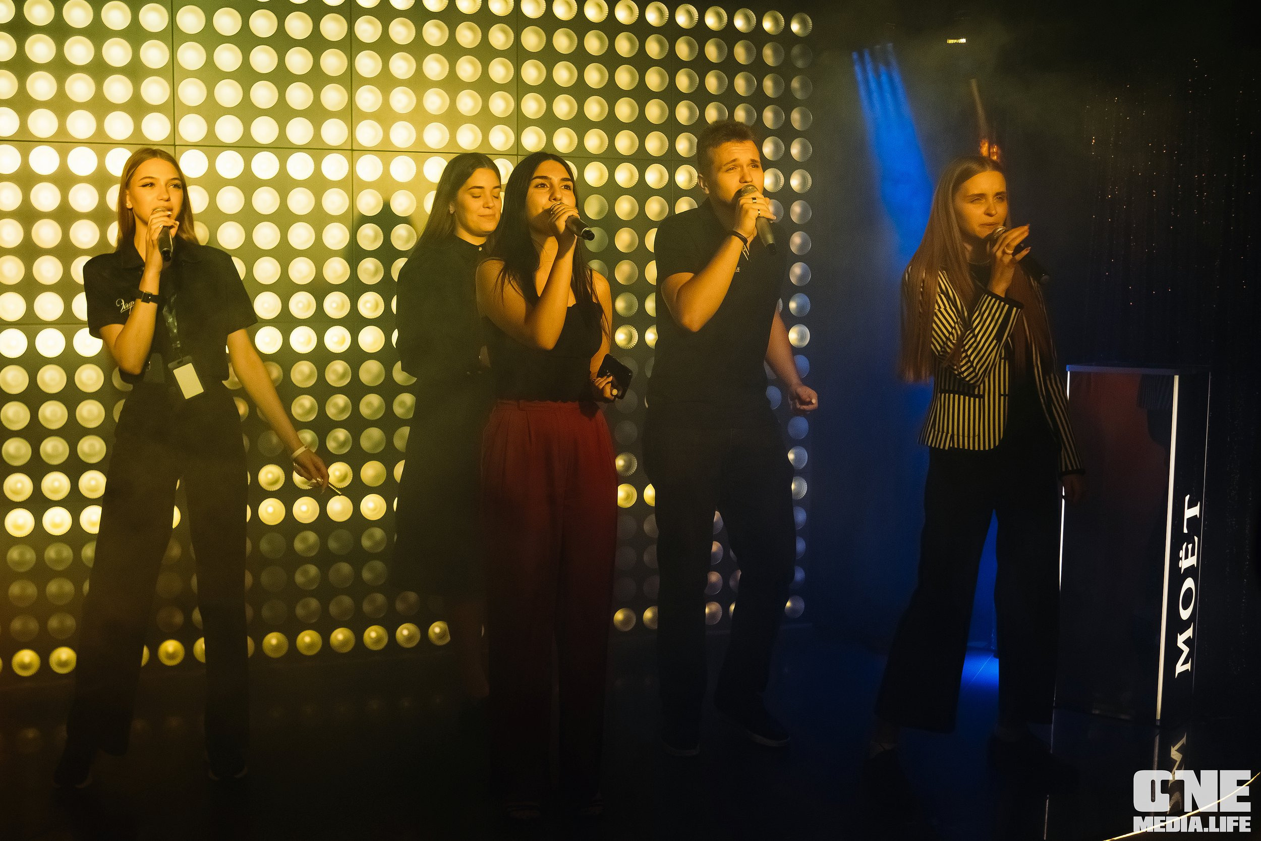 Фоторепортаж из караоке-клуба Эйфория. One Media Life: фоторепортажи, фотоотчеты с мероприятий и заведений