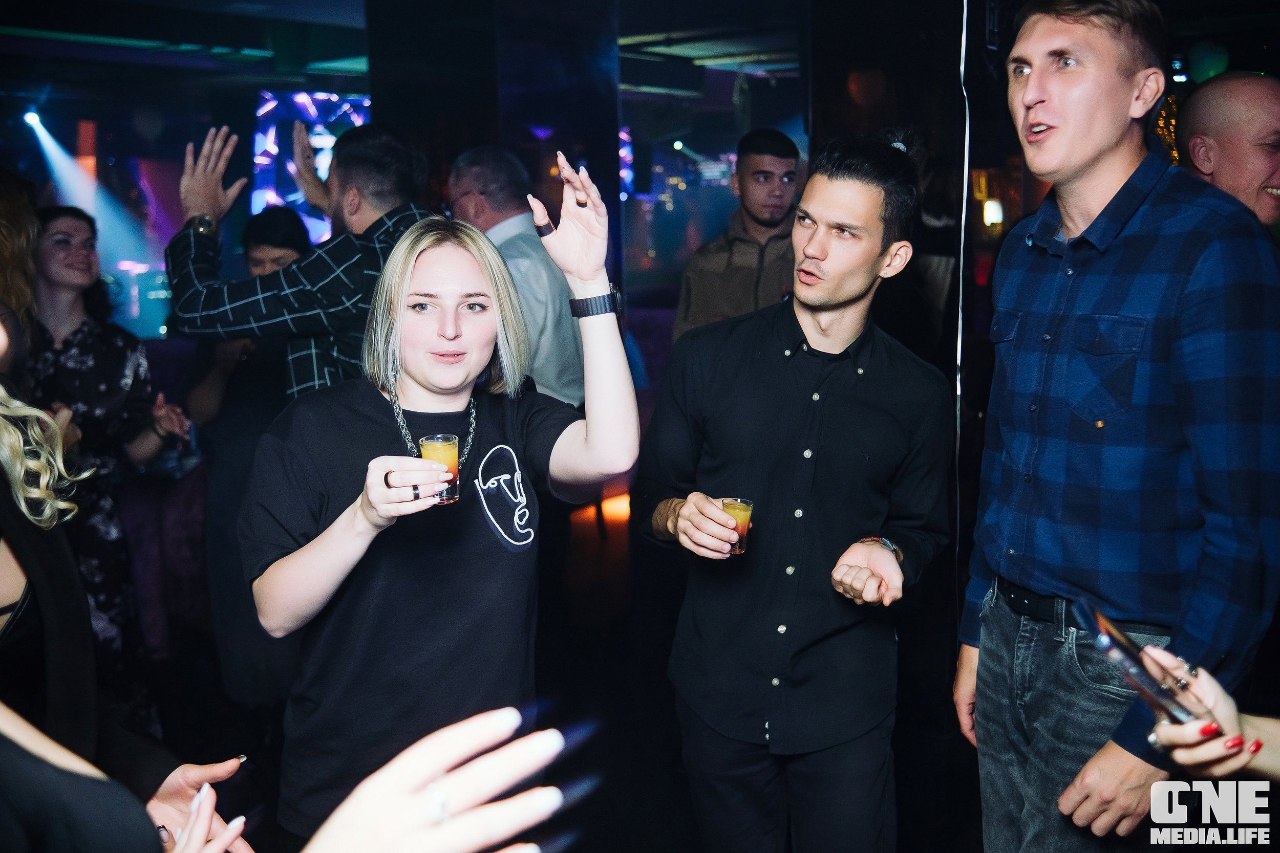 Фоторепортаж из караоке-клуба Эйфория. One Media Life: фоторепортажи, фотоотчеты с мероприятий и заведений