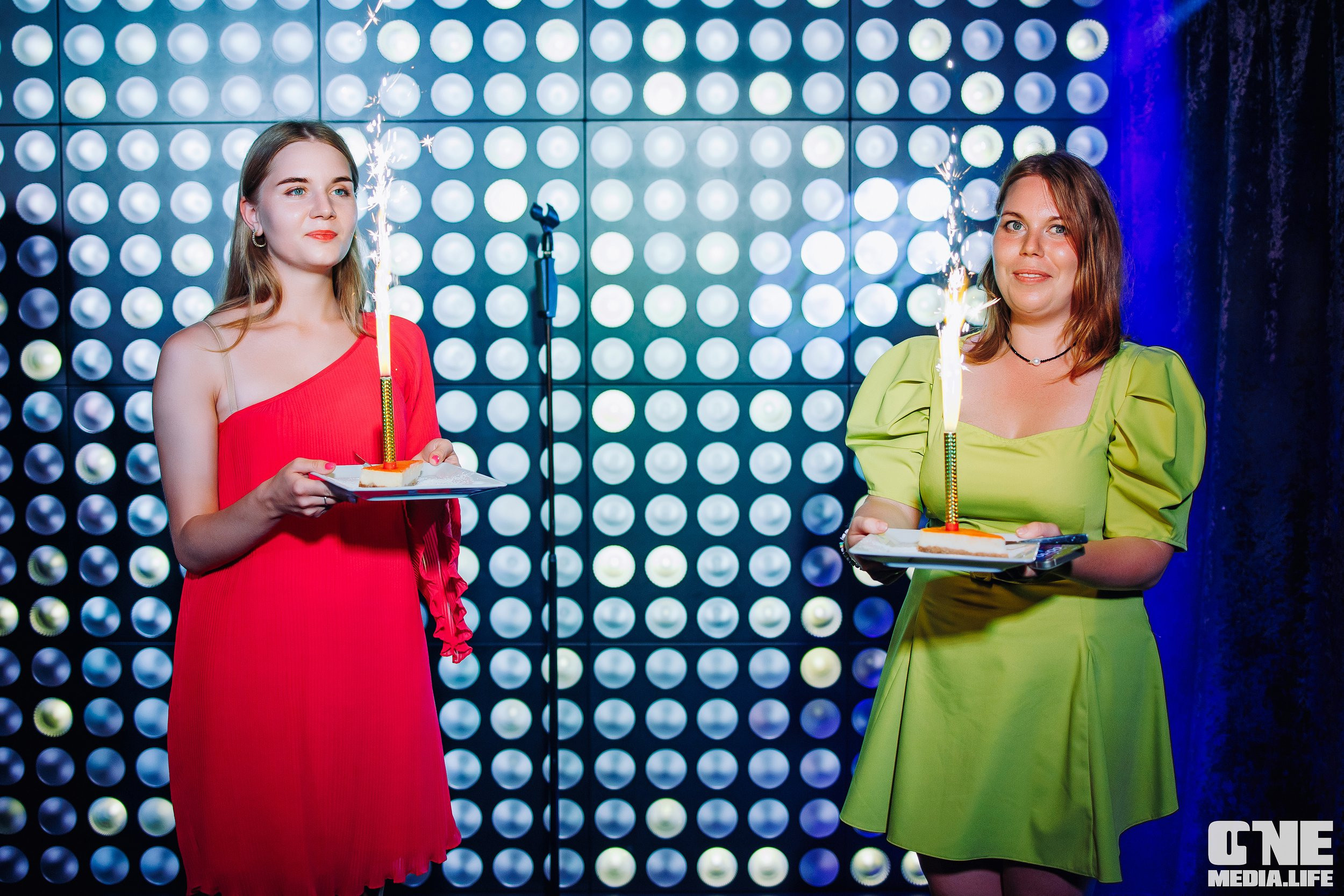 Репортаж из караоке-клуба Эйфория. One Media Life: фоторепортажи, фотоотчеты с мероприятий и заведений