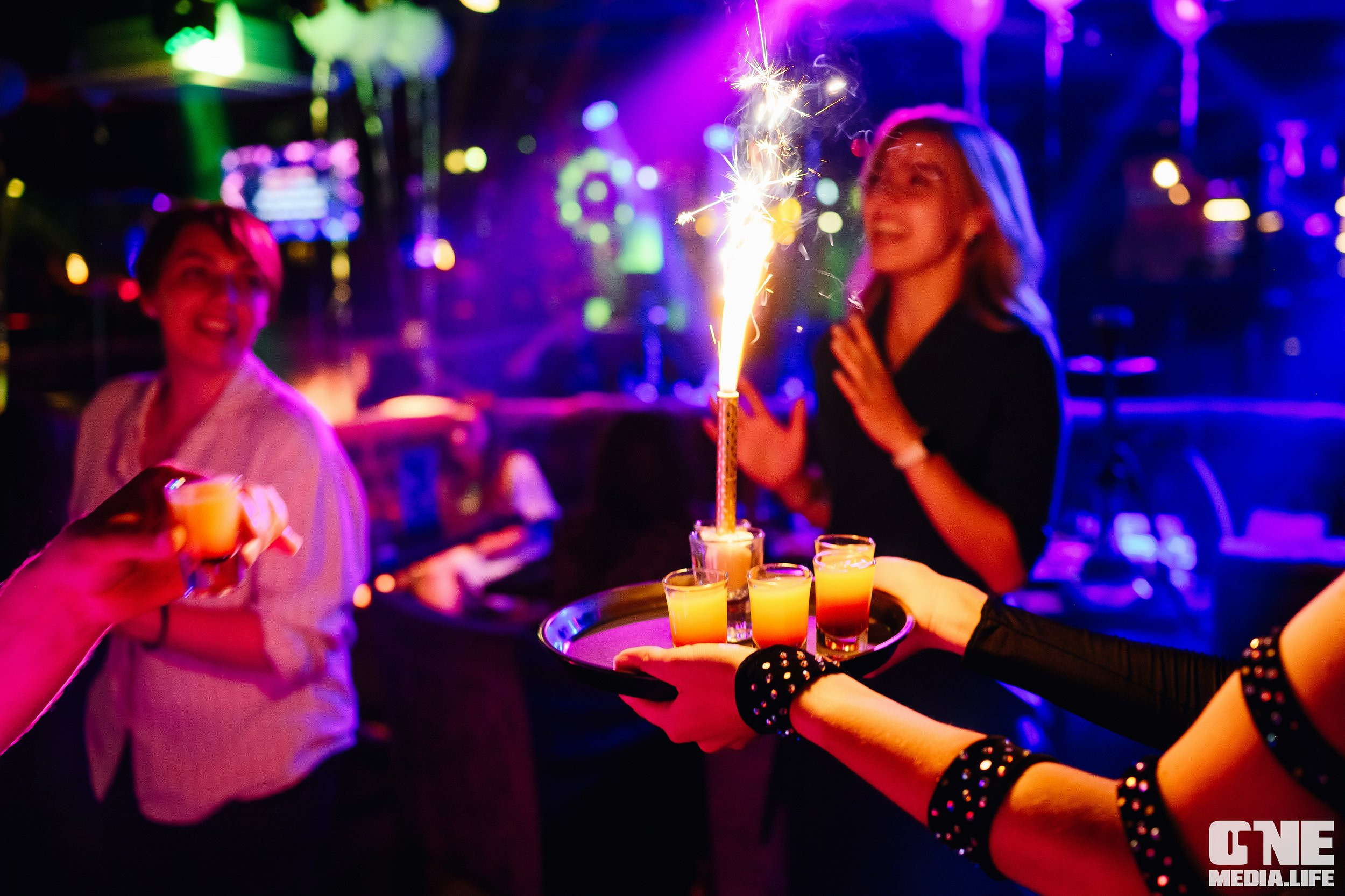 Фоторепортаж из караоке-клуба Эйфория. One Media Life: фоторепортажи, фотоотчеты с мероприятий и заведений